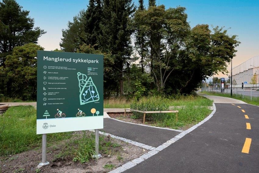 Sykkel- og skatepark ligger rett ved Manglerud skole. Galleribilde