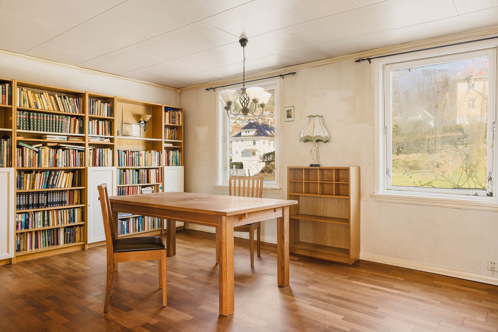 Stuen måles til litt over 17 kvm. Galleribilde