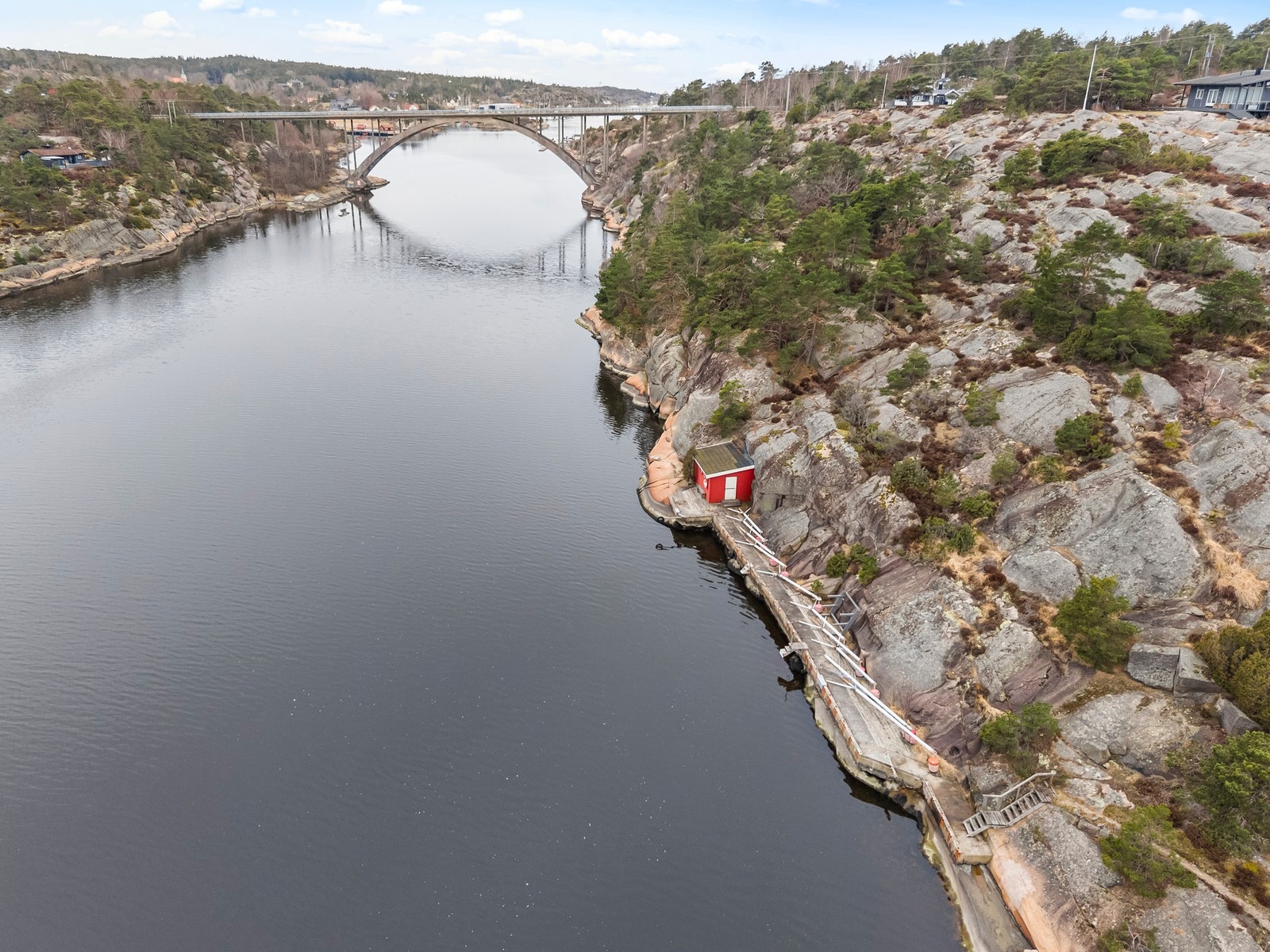 Mulighet for leie av båtplass fra grunneier. Galleribilde