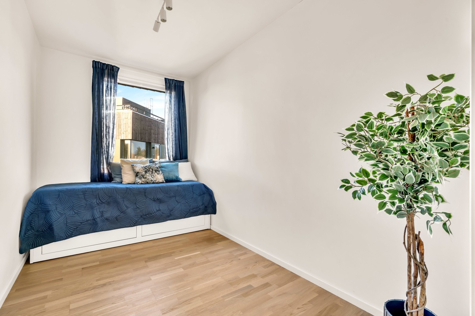 Det tredje soverommet er perfekt egnet til gjesterom eller hjemmekontor. Galleribilde
