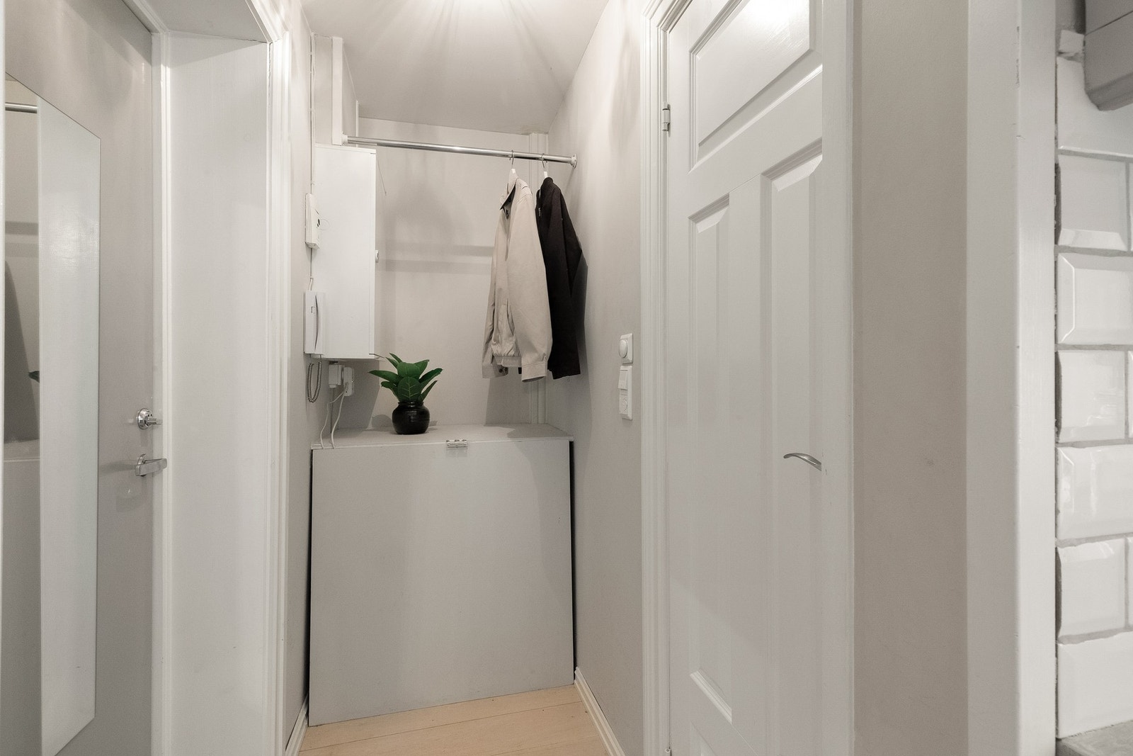 For ekstern oppbevaring disponeres en loftsbod på cirka 3,3 m² Galleribilde