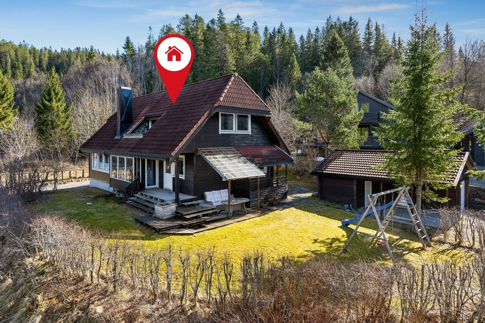 Skoglytrøa - Romslig familievennlig enebolig. Garasje og carport. 4 stk. soverom. Foto: Efkt v/Line Ottesen Berre Galleribilde