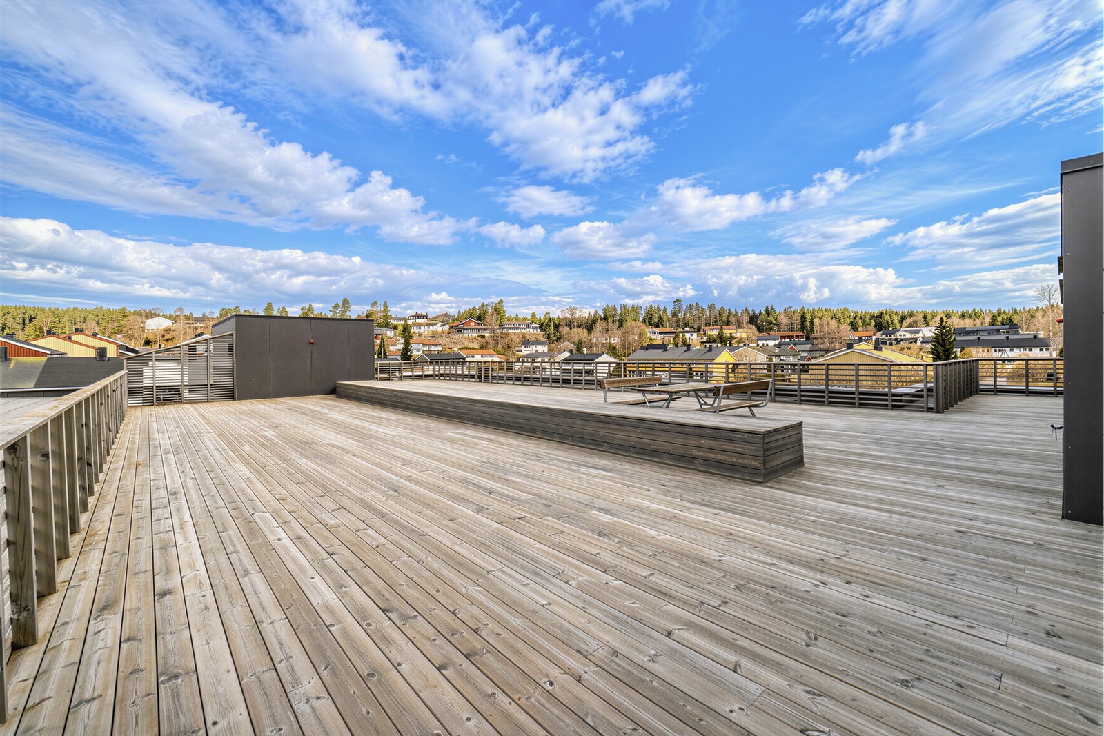 I tillegg til egen balkong har sameiet også en felles takterrasse. Galleribilde