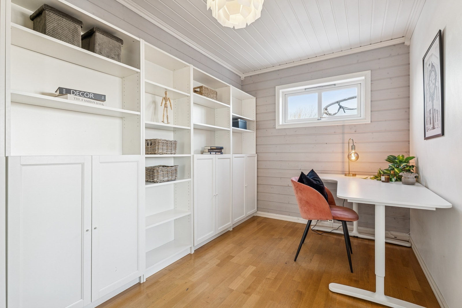 Kontor. Galleribilde