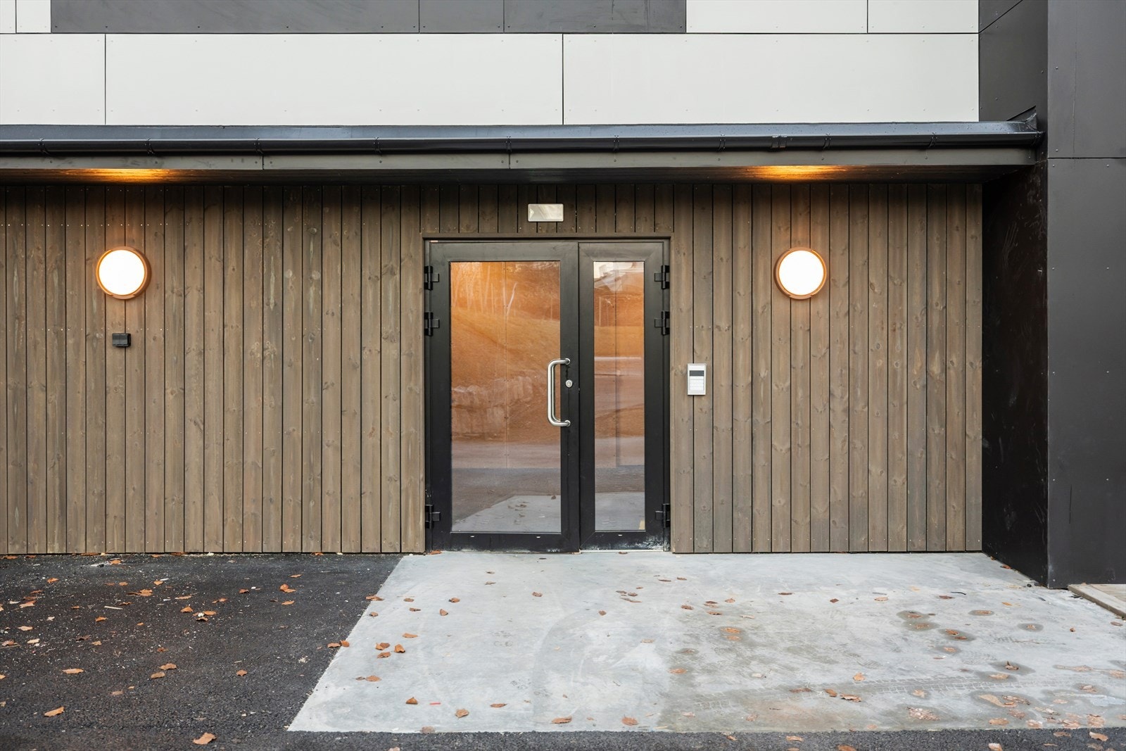 Inngangsparti. Galleribilde