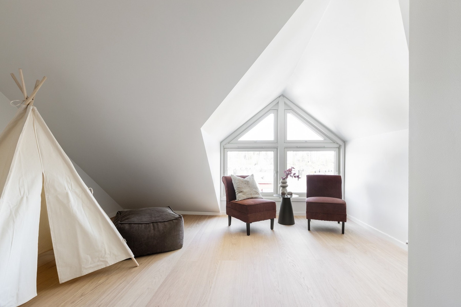 Loftsareal som har mange bruksmuligheter. Galleribilde