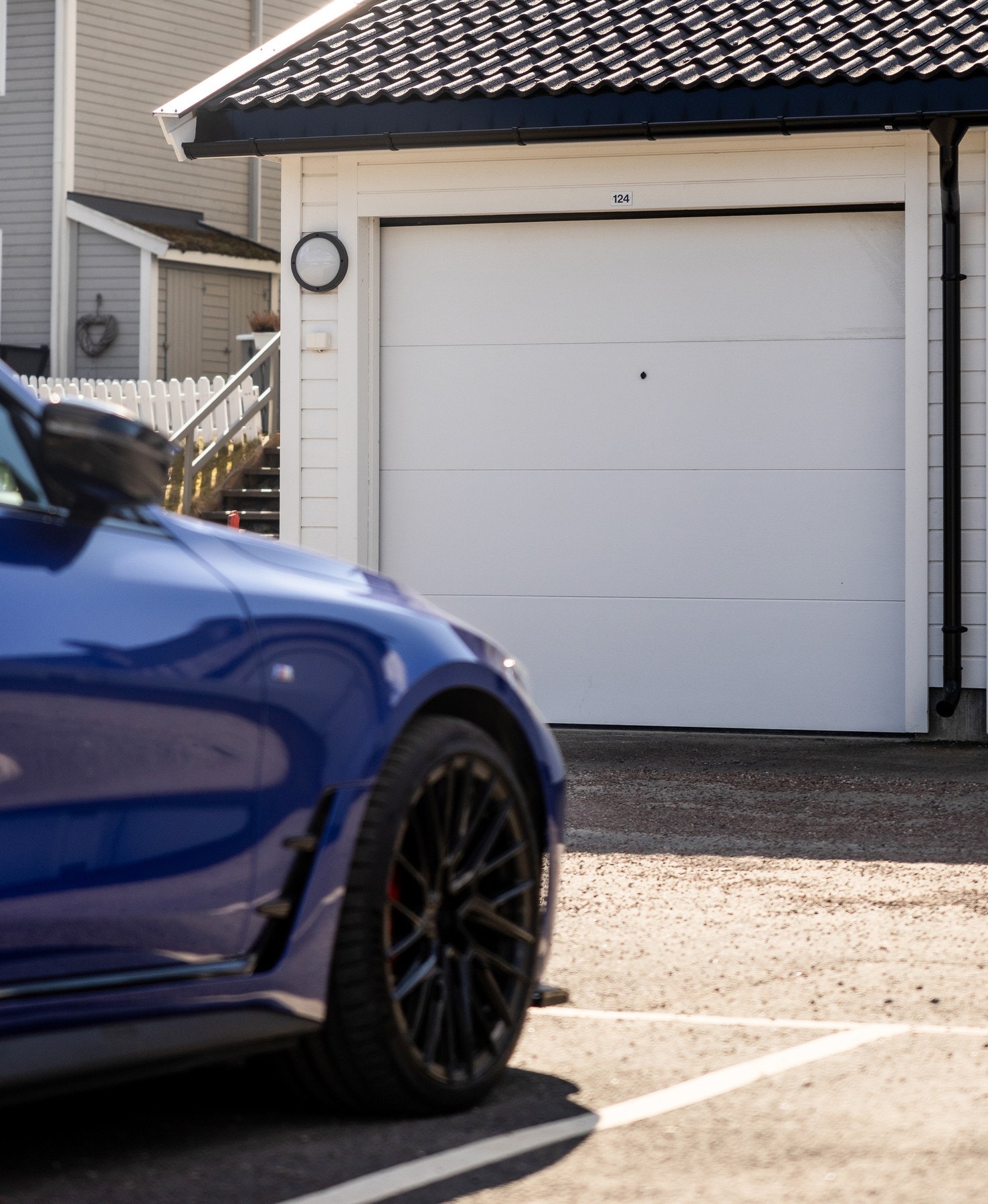 Borettslaget disponerer 15 gjesteparkeringsplasser for besøkende. Galleribilde
