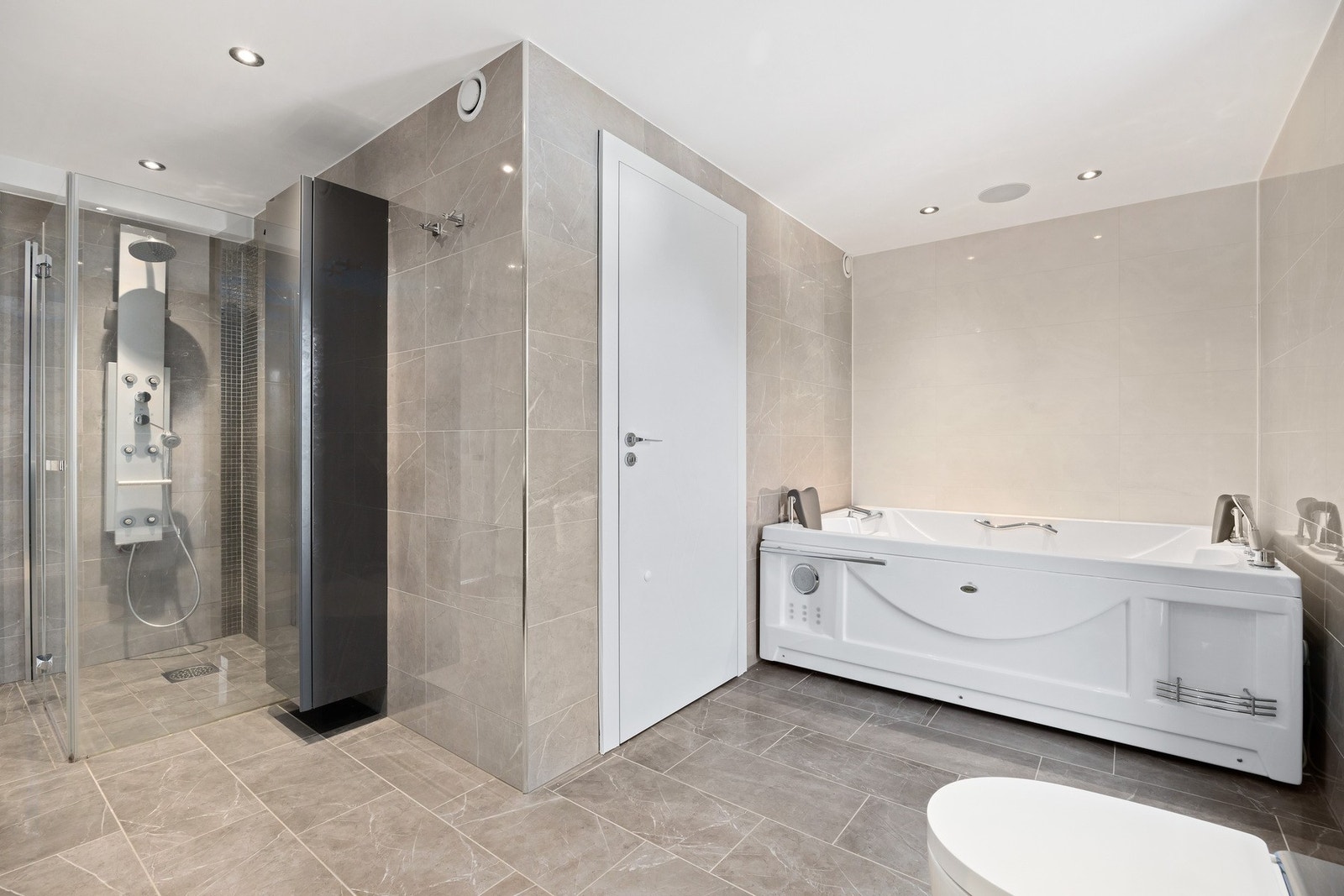 badet i 2.etasje Galleribilde