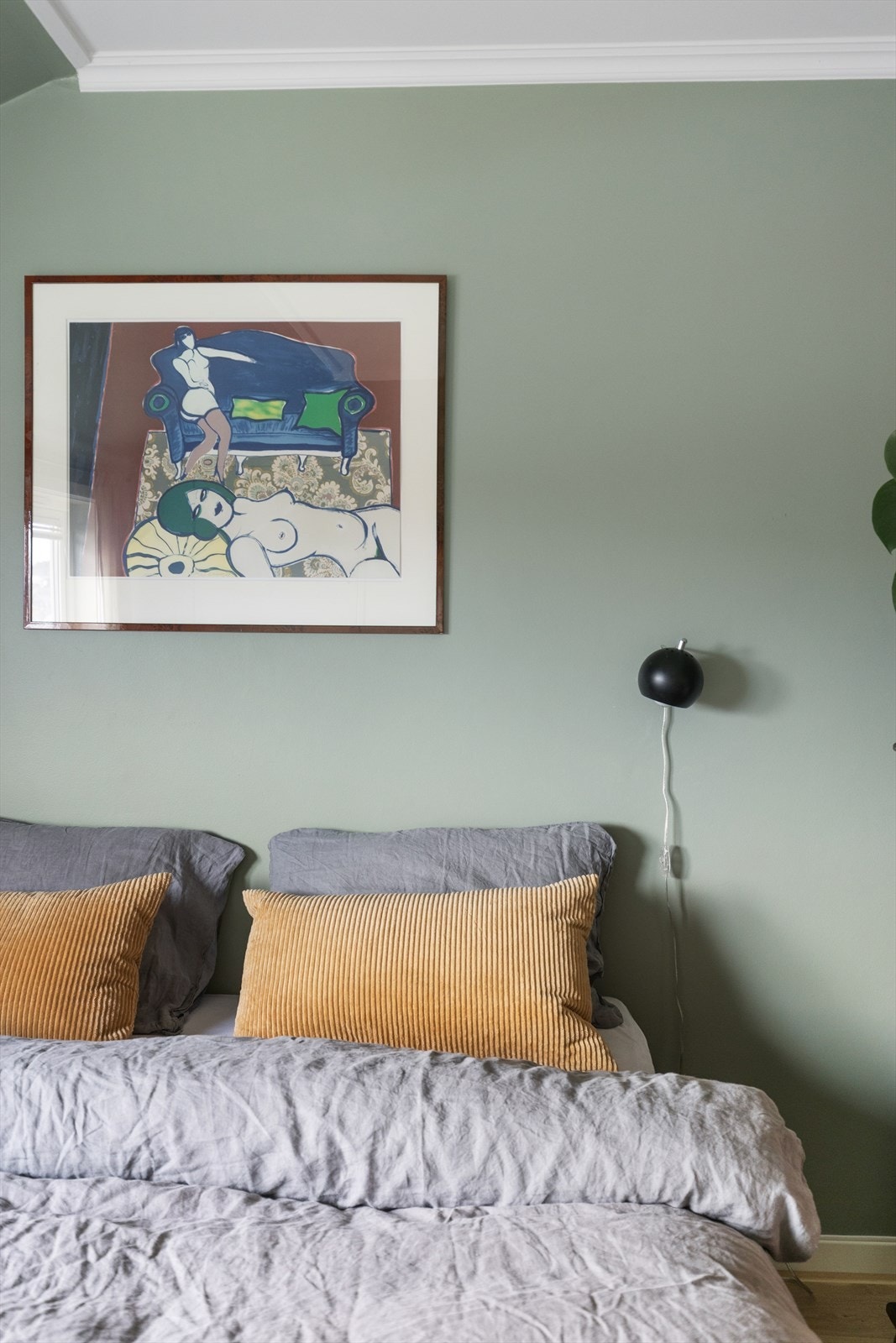 En rolig og behagelig atmosfære på hovedsoverommet. Galleribilde