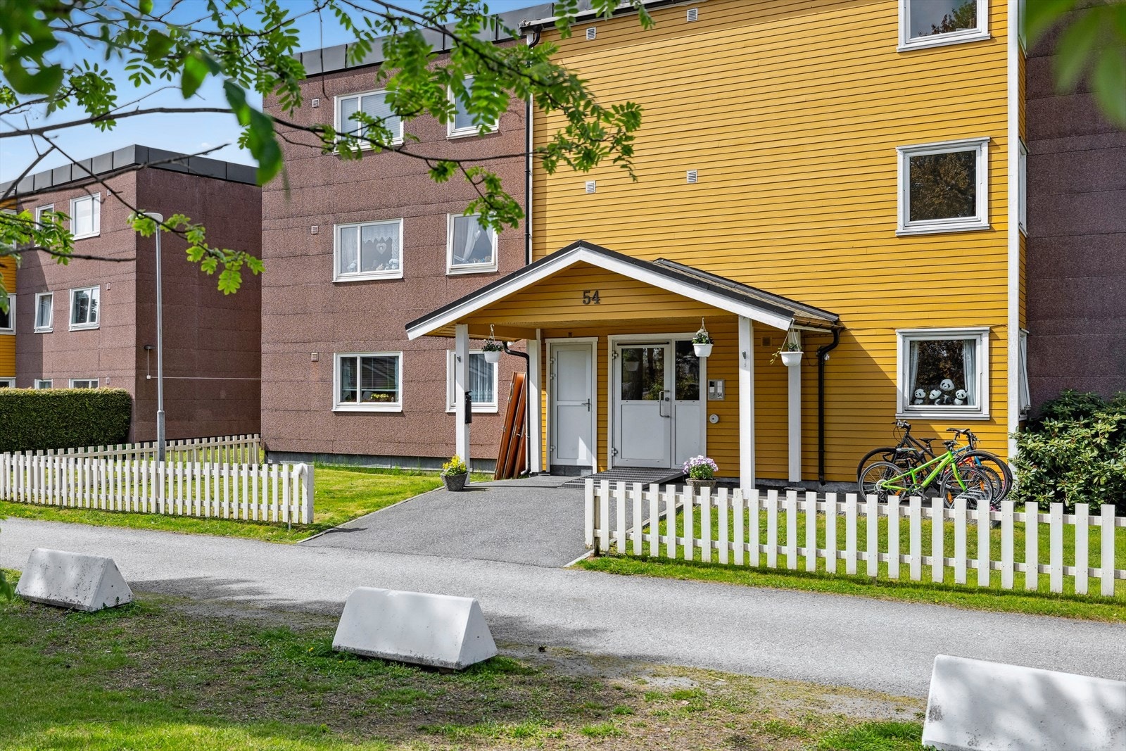 Borettslaget består av 243 andelsleiligheter. Galleribilde