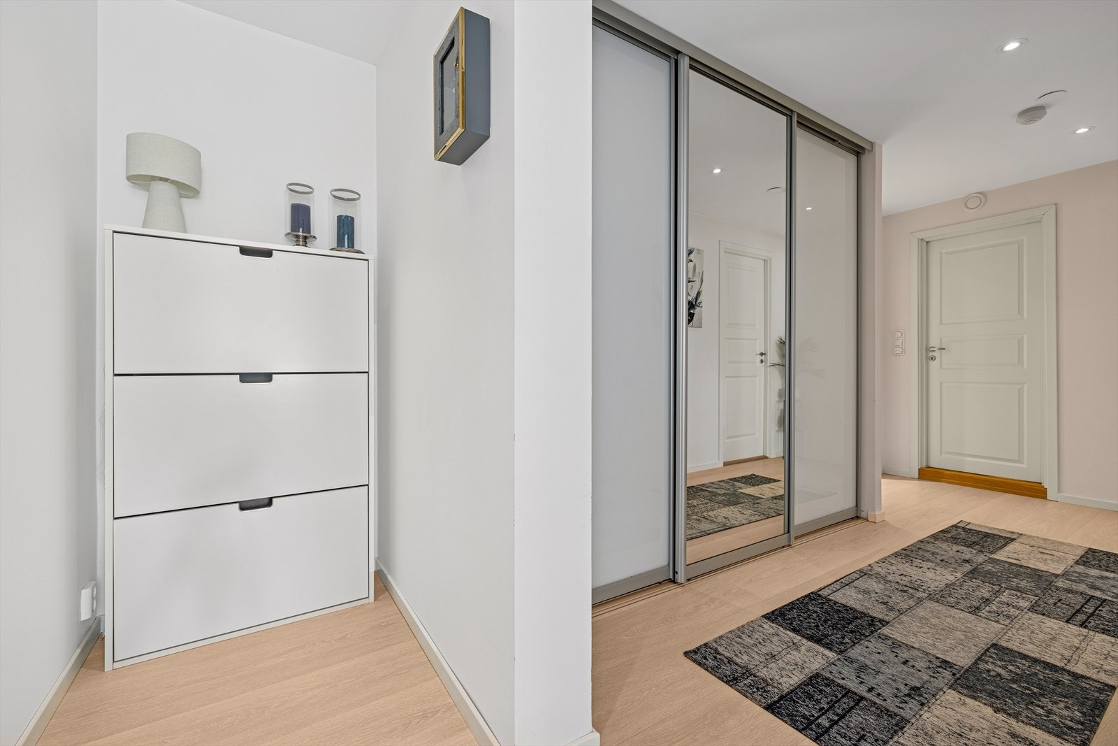 Leiligheten disponerer en ekstern bod i fellesarealet i 3. etasje, målt til ca. 4 m². Galleribilde