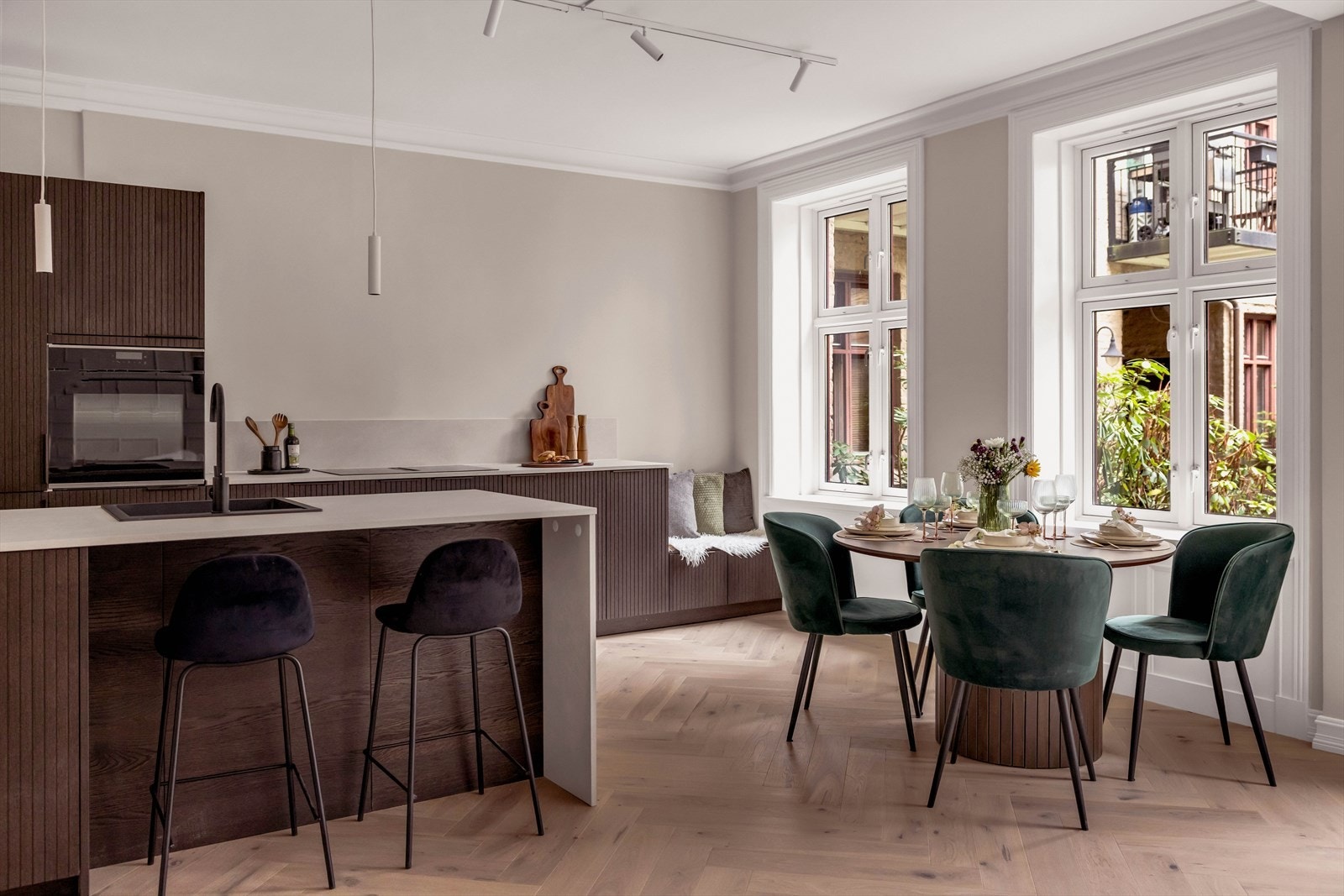 Velkommen til Bjerregaards gate 64B! Dette er en lekker og nyoppusset 3-roms leilighet med gjennomgående høy standard og kvalitetsmaterialer. Foto: Bjørnar Solberg v/Isnitt AS Galleribilde
