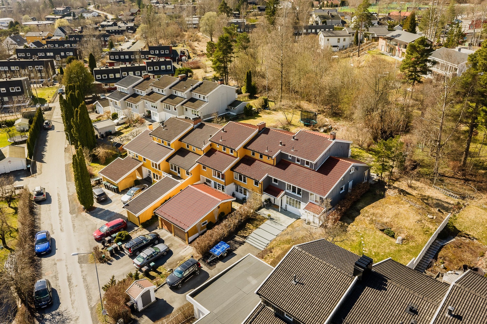 Kort vei til marka med flotte tur- og løypemuligheter. Galleribilde