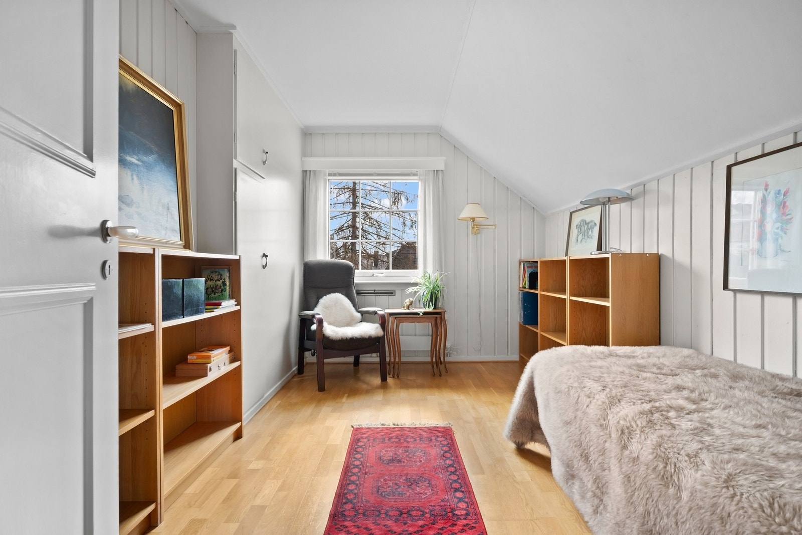 Rommene egner seg godt som soverom, gjesterom eller hjemmekontor. Galleribilde