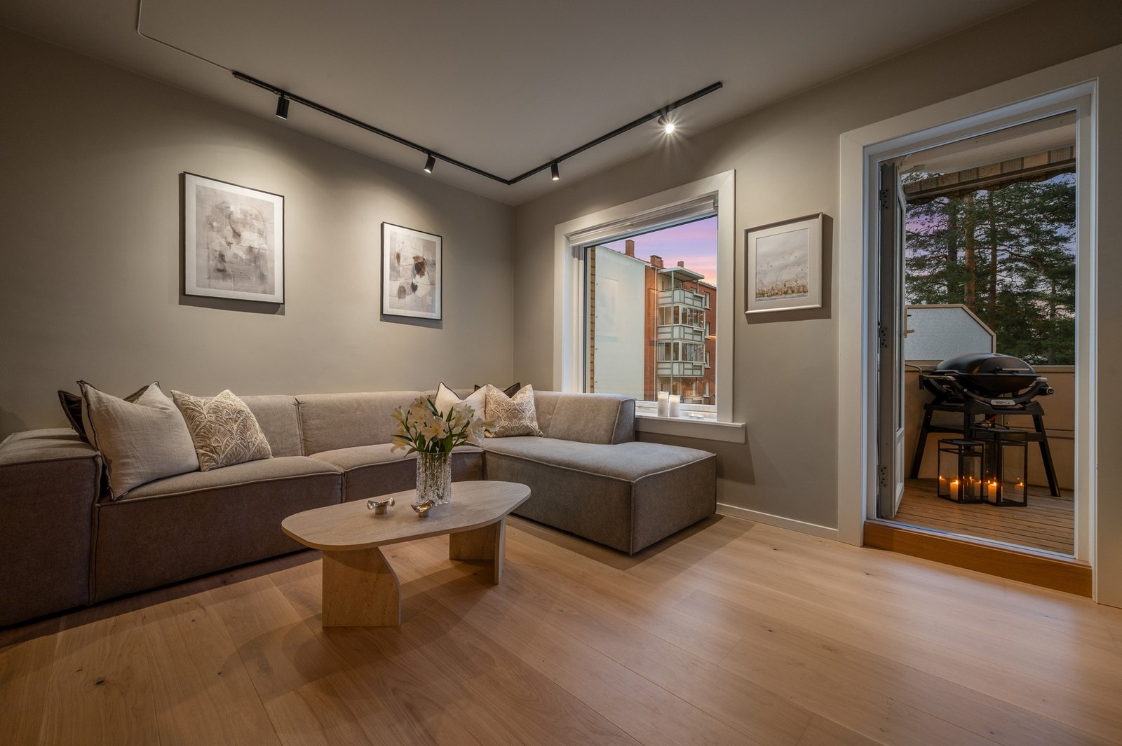 Rolig og etablert boligområde på Lambertseter, spesielt godt tilrettelagt for barnefamilier. Galleribilde