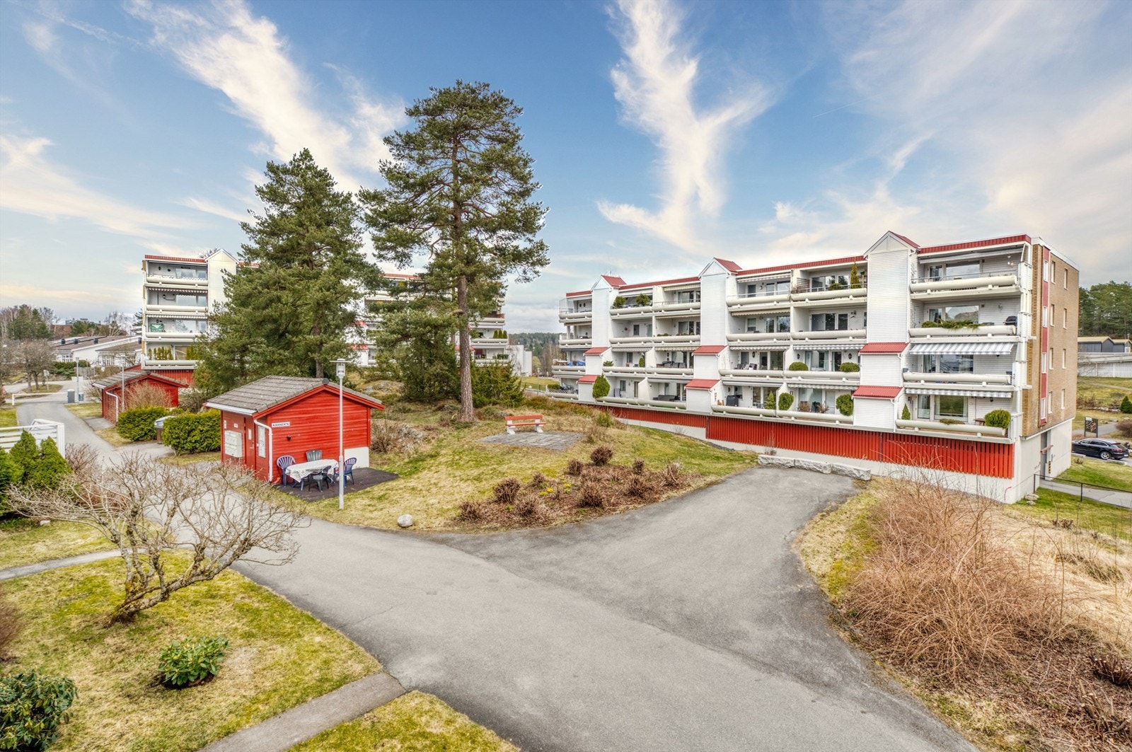Oversikt over de velholdte fellesområdene i sameiet. Galleribilde