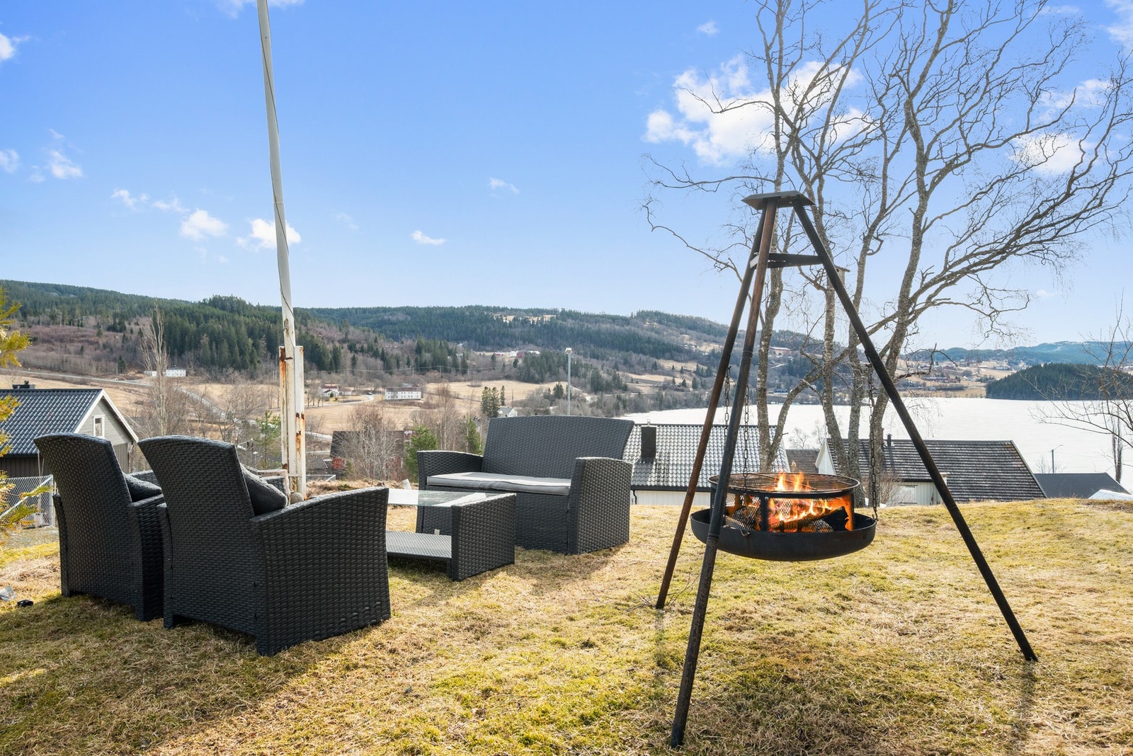 Uteområde kan by på lite innsyn og en fantastisk utsikt. Galleribilde