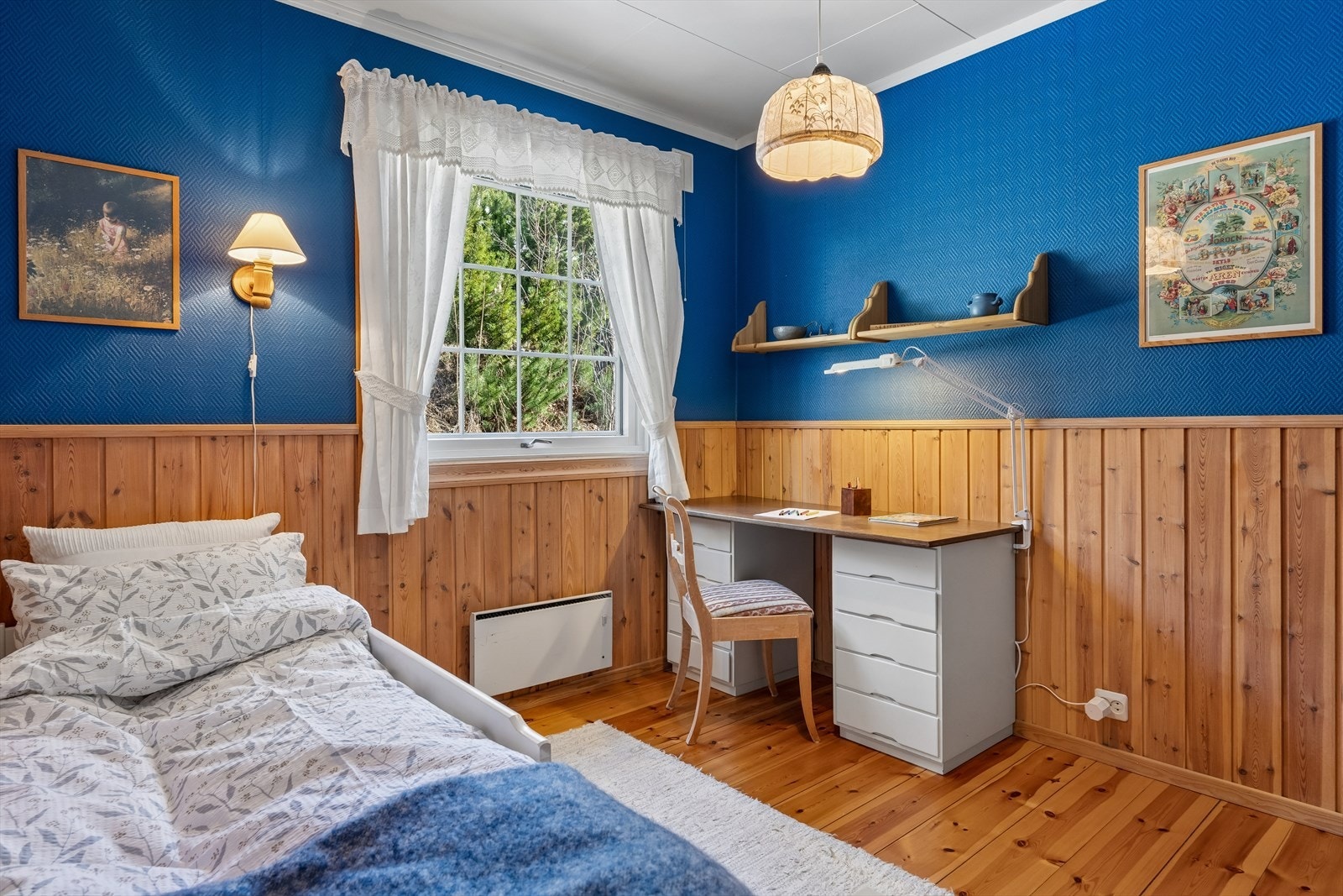De øvrige soverommene har fleksible bruksmuligheter og kan innredes etter behov. Soverom 2. Galleribilde