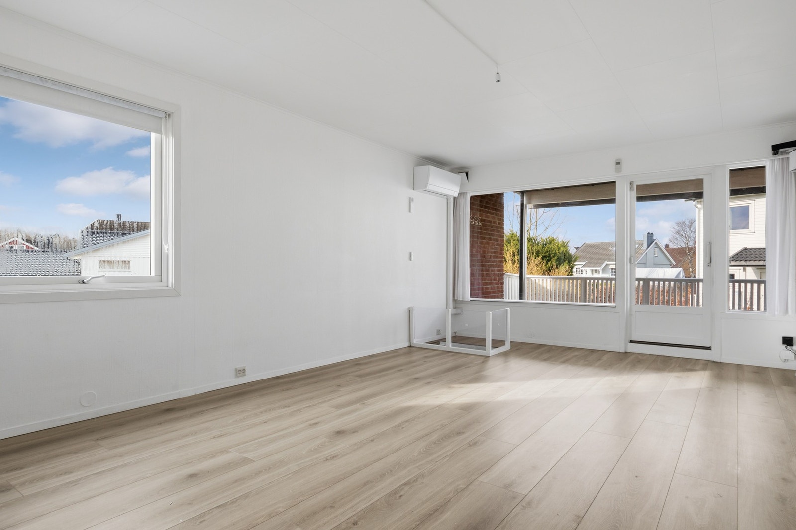 Leiligheten har en god planløsning og inneholder en romslig stue. Galleribilde