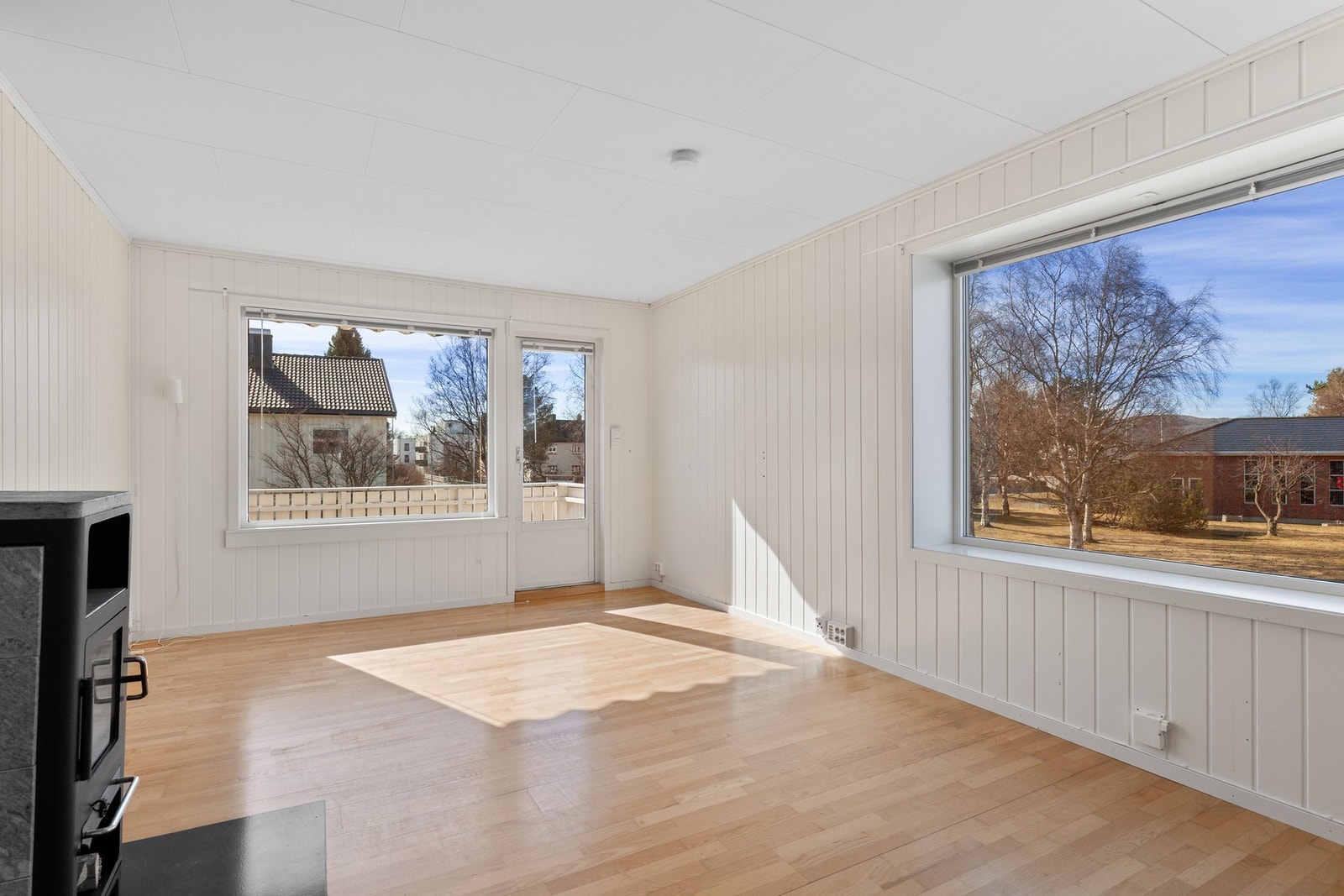 EiendomsMegler1 v/ Kenneth Johansen har gleden av å presentere Paul Fjermstads veg 33! Galleribilde