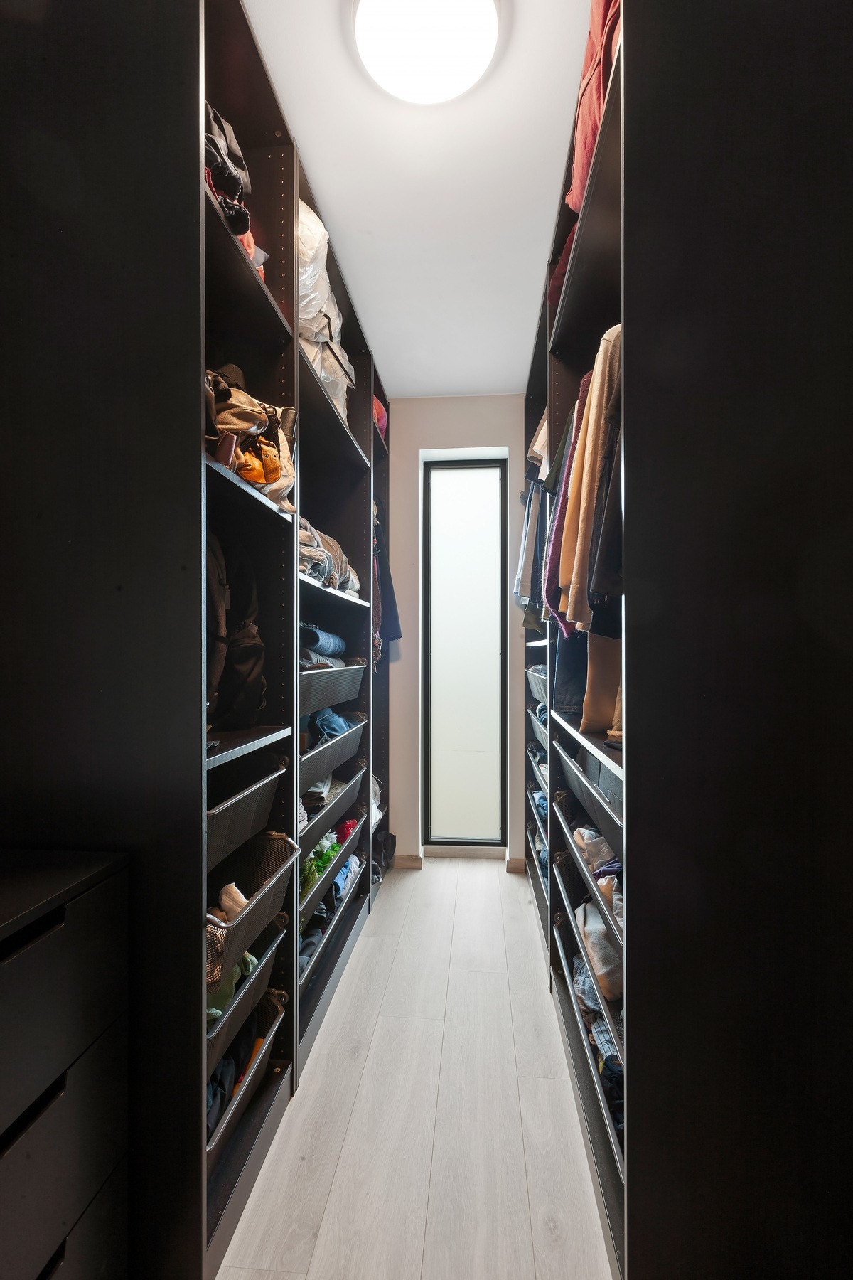 Walk in closet Galleribilde