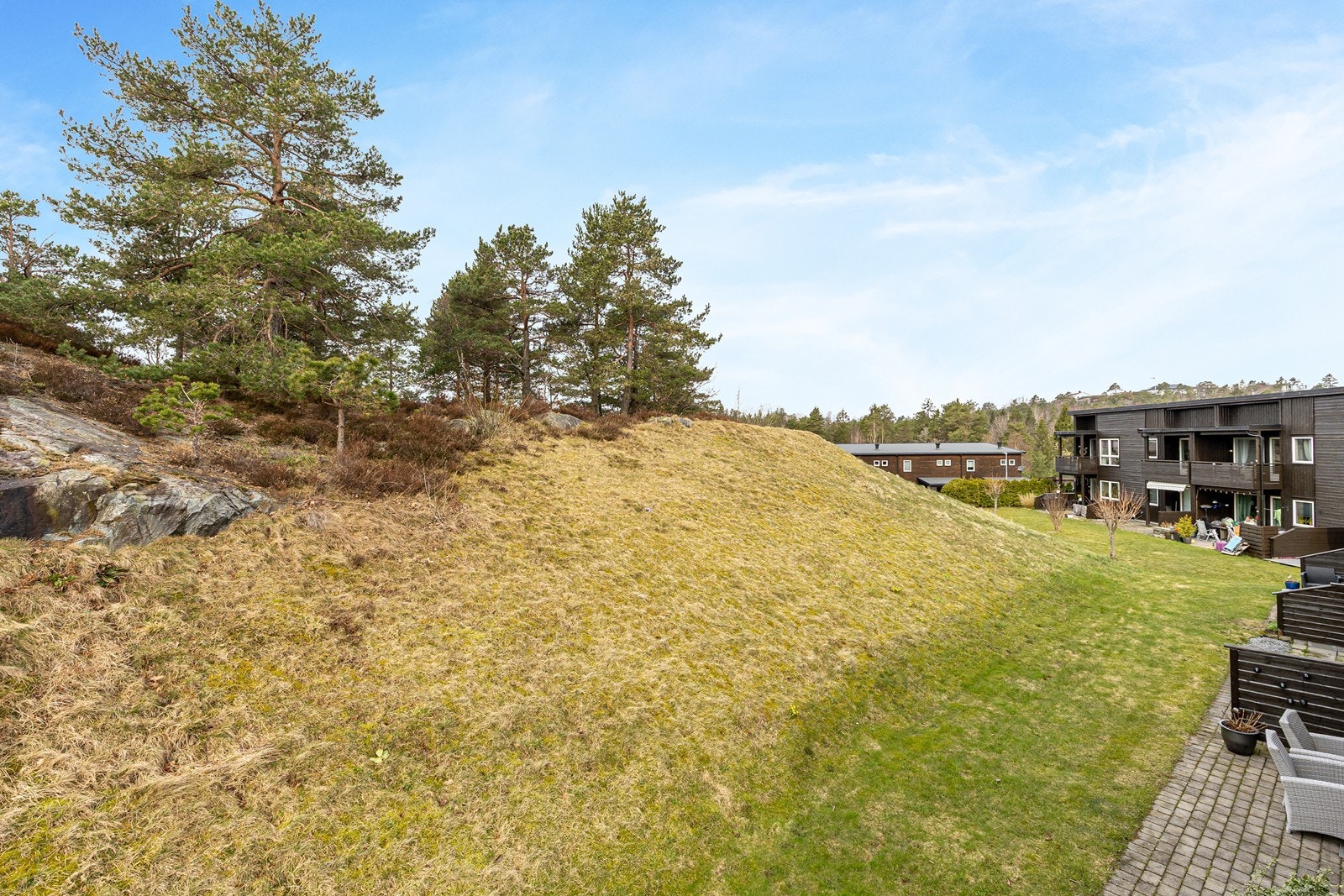 Boligen ligger som ende- og toppleilighet i etablert og veldrevet sameie Galleribilde