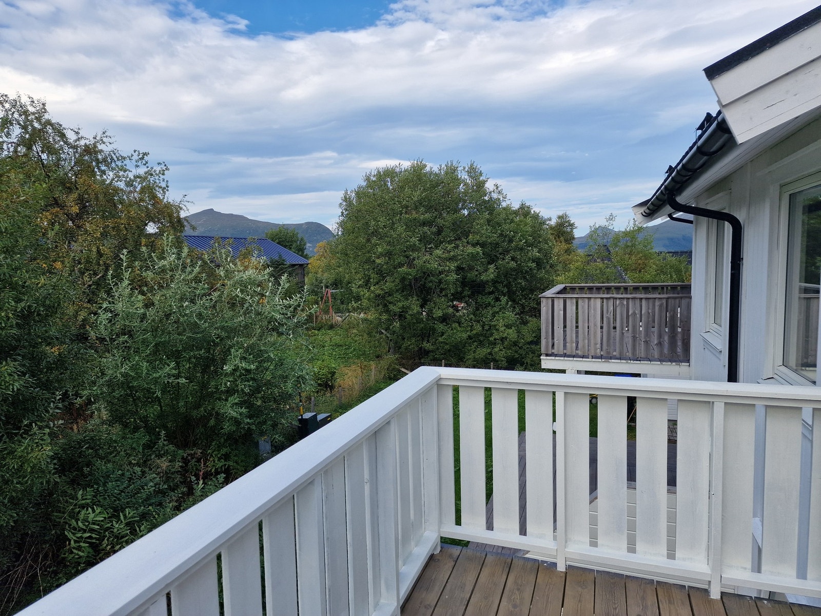 Utsikt fra verandaen. Galleribilde