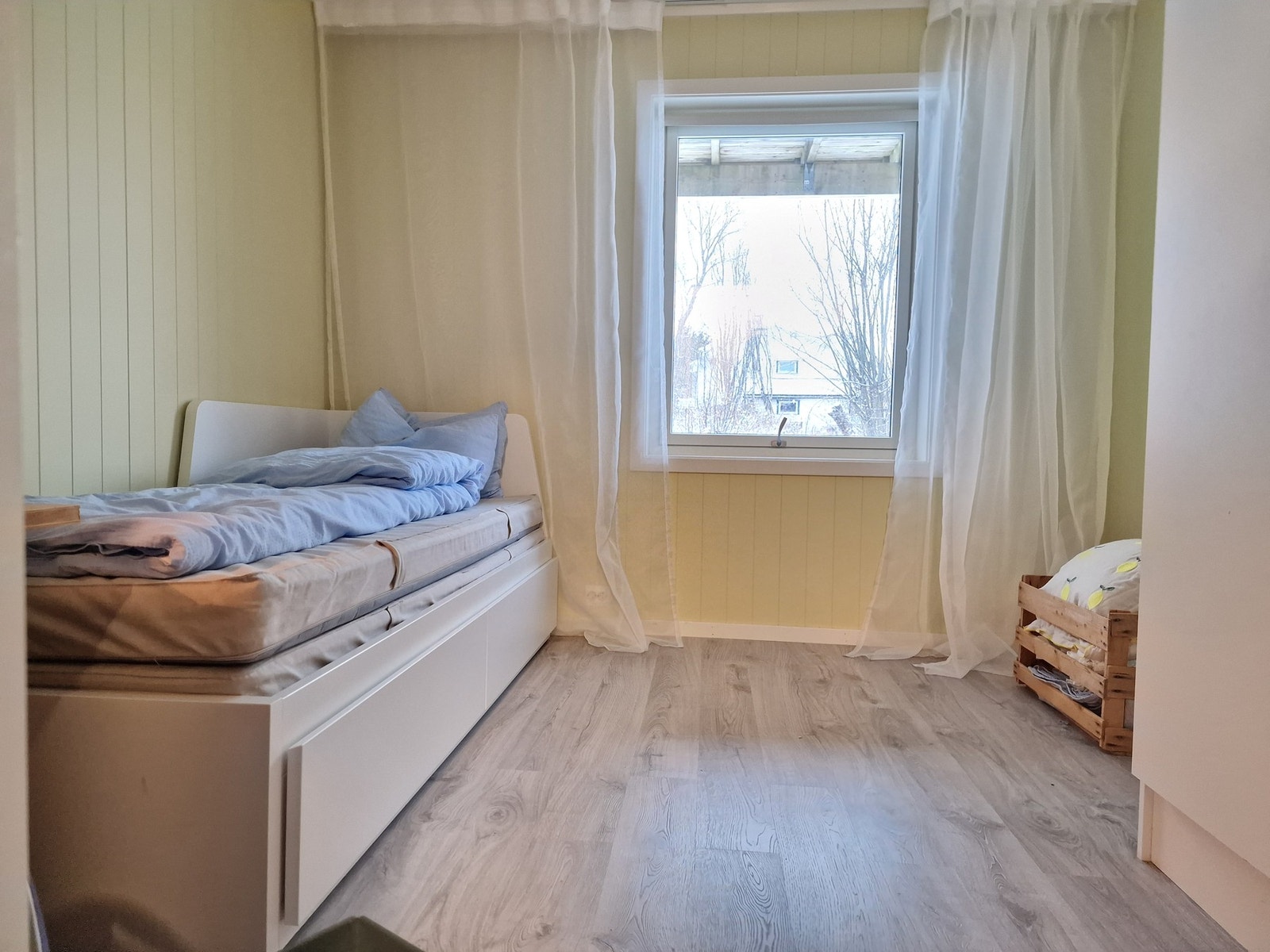 Huset har balansert ventilasjon, noe som medfører et behagelig inneklima. Galleribilde