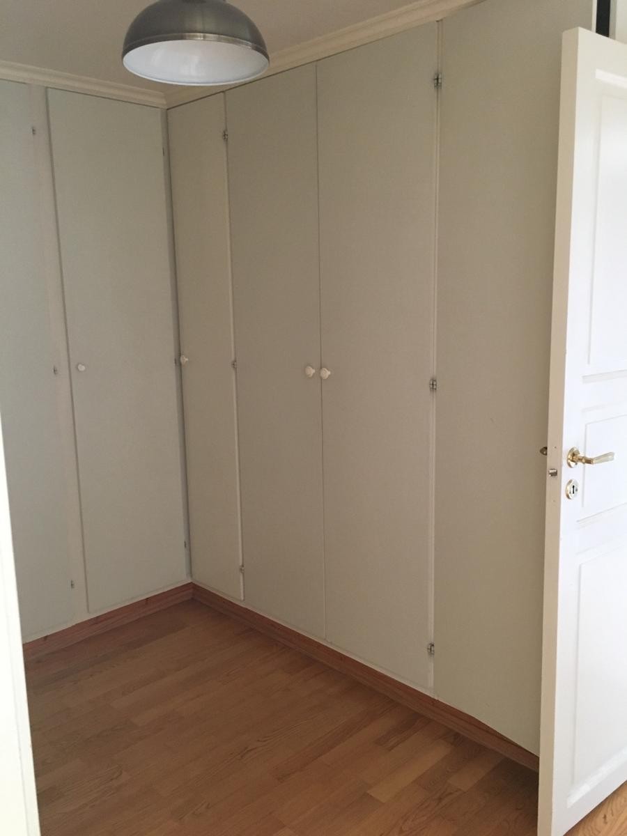 Ekstra gareroberom Galleribilde