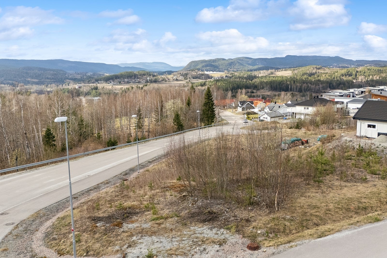 Attraktiv beliggenhet med landlige omgivelser. Galleribilde