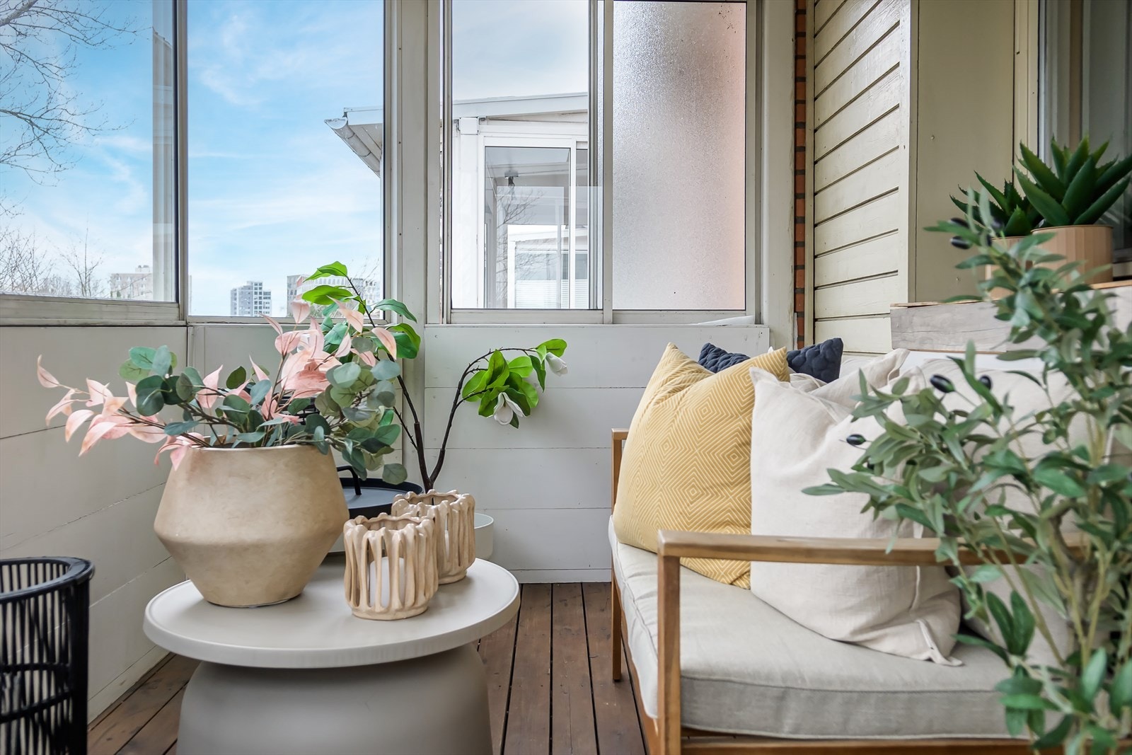 Balkongen er en flott uteplass som kan benyttes året rundt! Galleribilde
