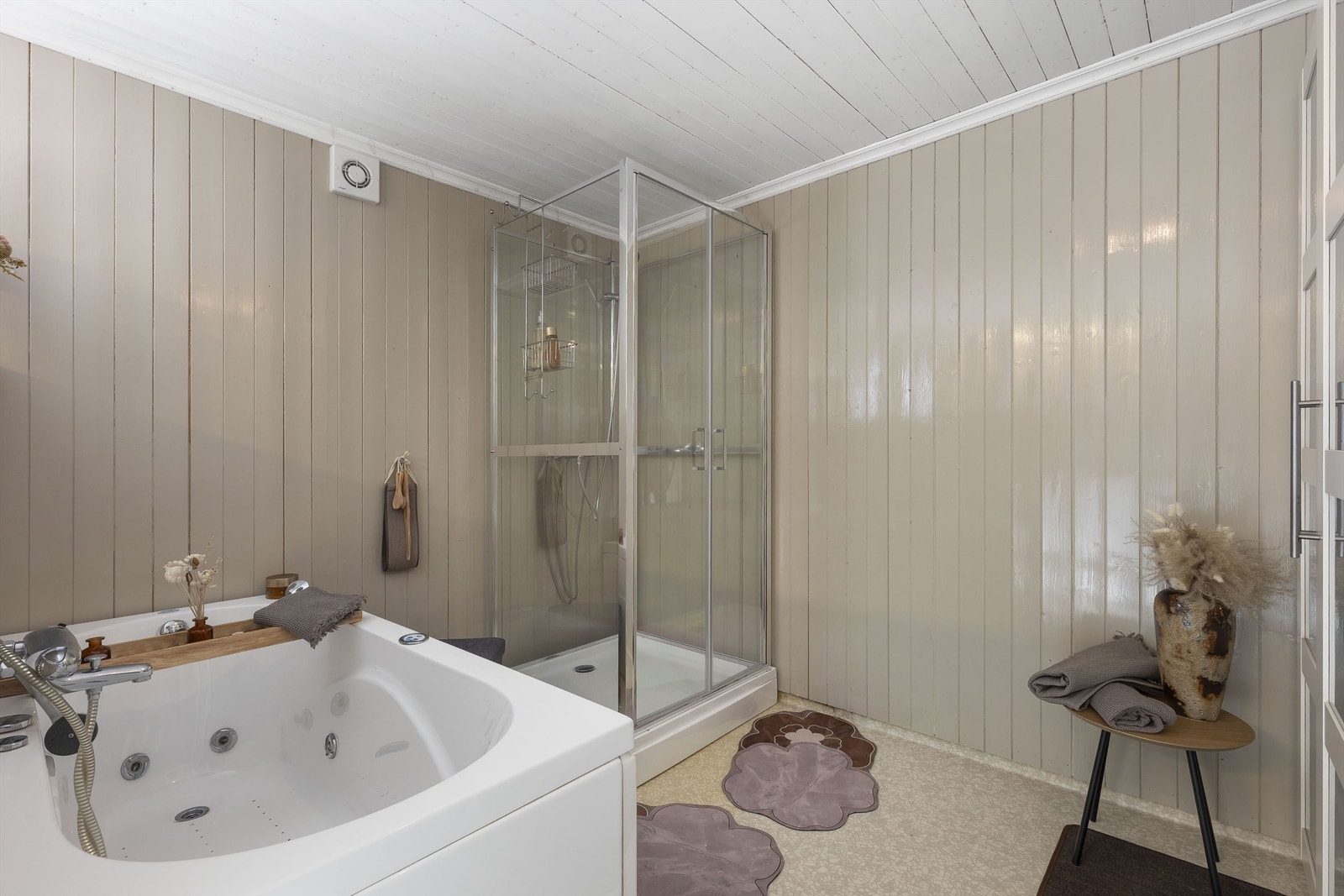 Badekar og dusjkabinett. Galleribilde