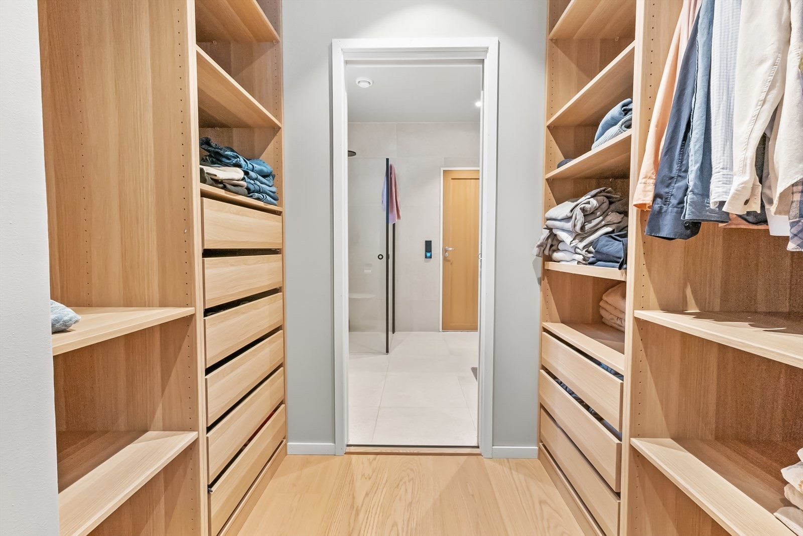 Walk-in-garderobe Galleribilde