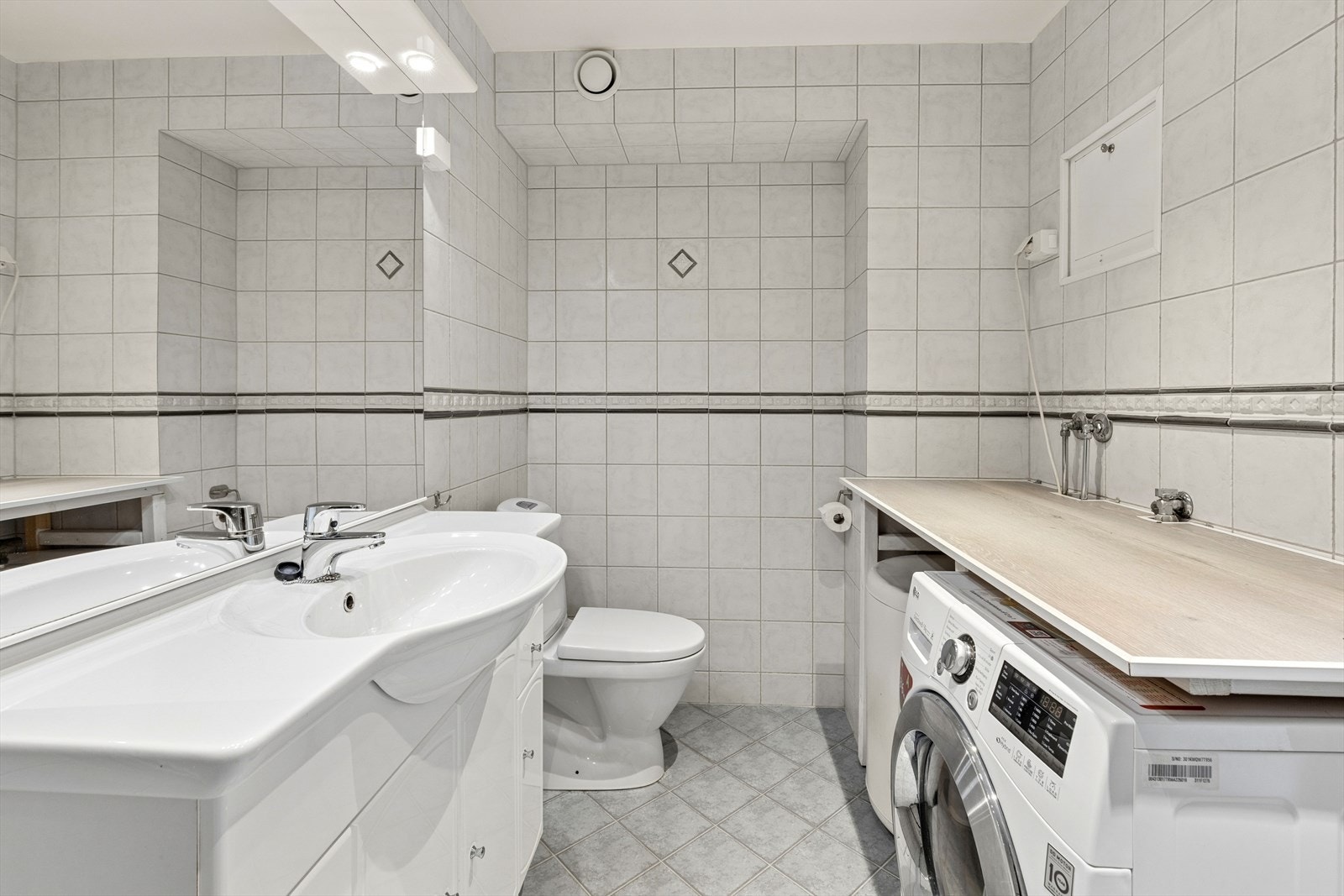 Badet ble pusset opp i 2005 i forbindelse med rehabiliteringen av bygården. Galleribilde