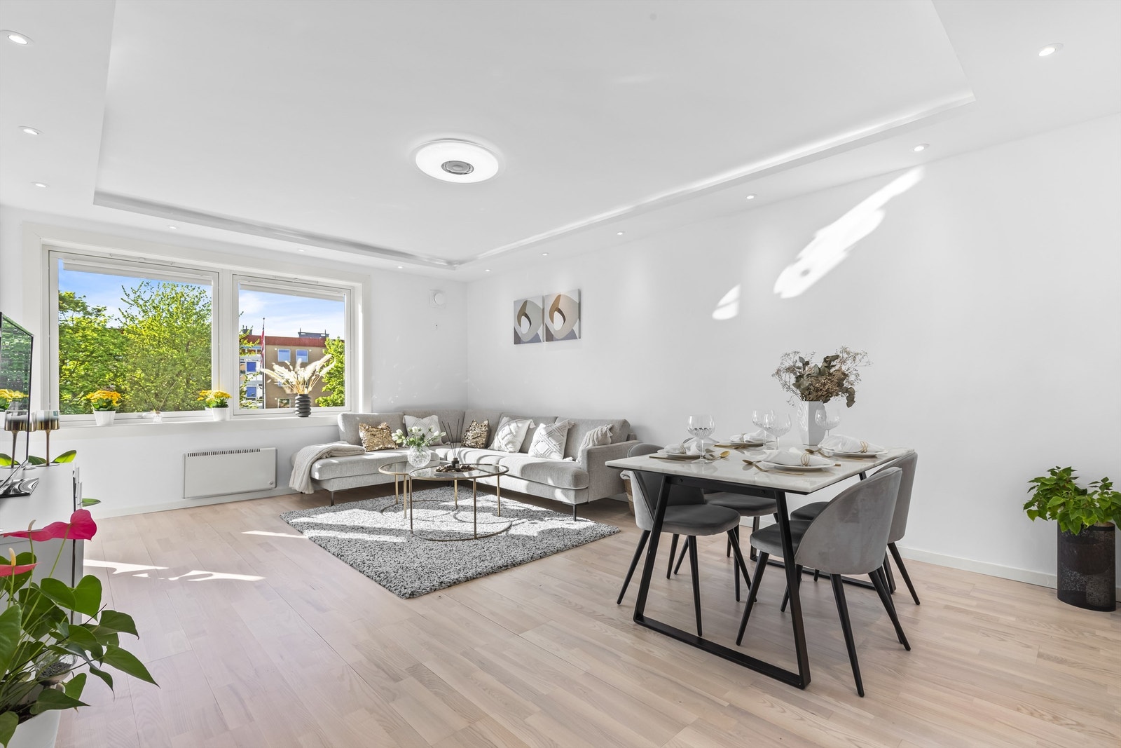 En innbydende og velholdt 3-roms med fin beliggenhet på Manglerud. Galleribilde