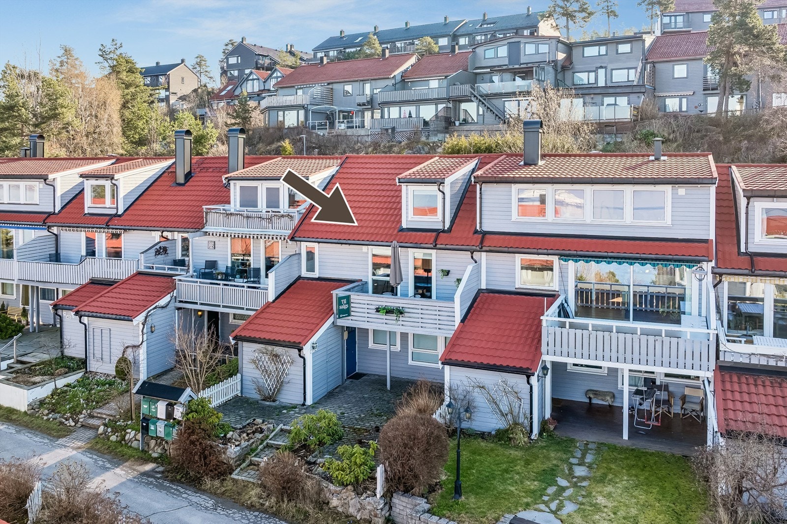 Området er bilfritt, barnevennlig med fellesareal for lek og moro. Galleribilde