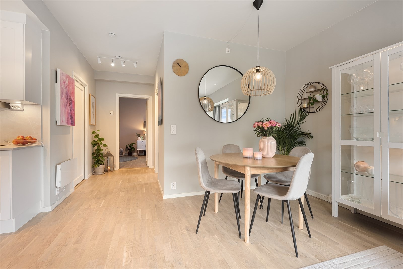 Den gode planløsningen gjør det enkelt å møblere etter ønske og behov. Galleribilde