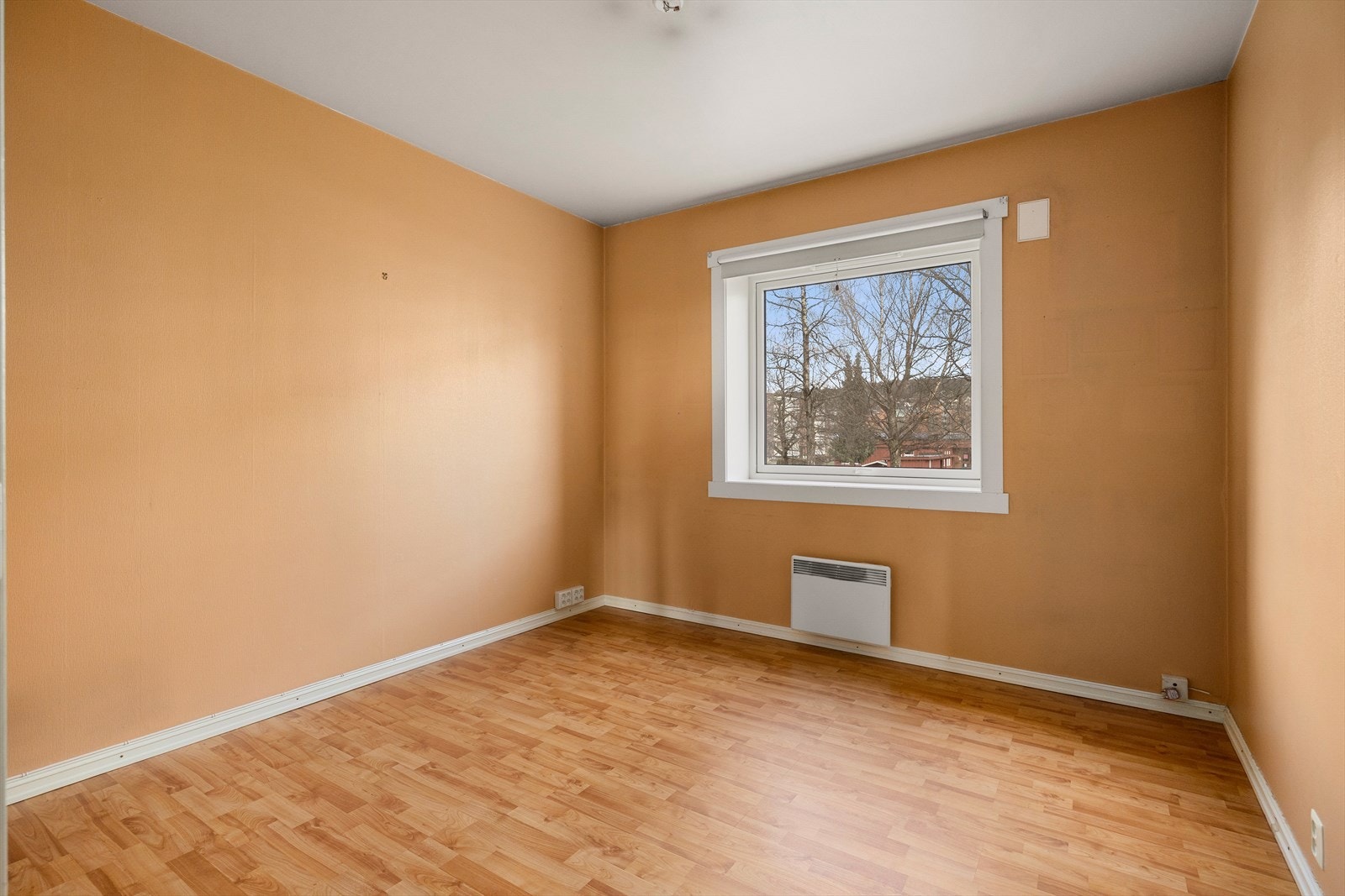 Soverom 2 passer fint som gjesterom, barnerom eller kontor. Galleribilde