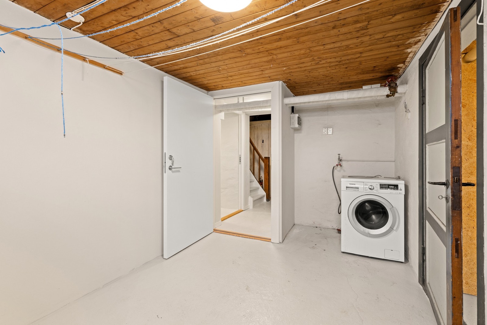 Felles vaskerom kan også benyttes ved oppkobling av vann til egen maskin + el. til egen sikringsskap (opplegg også i leiligheten) Galleribilde
