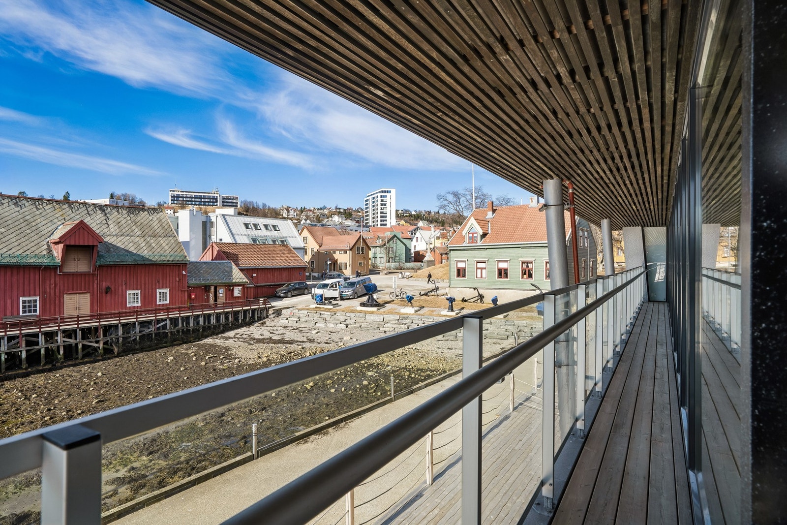 Balkongen mot vest Galleribilde