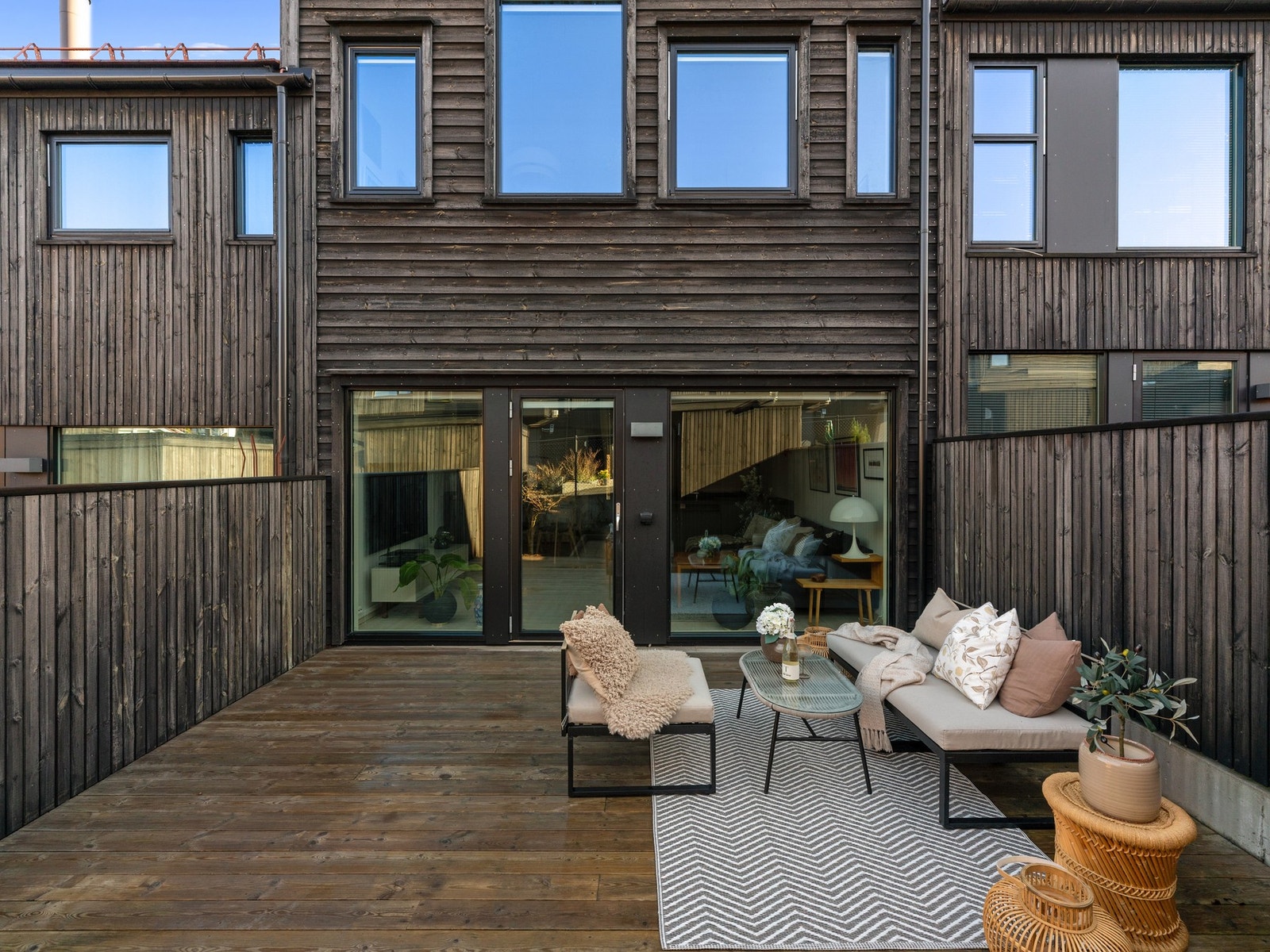 Her kan man invitere venner og familie på solrike dager. Galleribilde