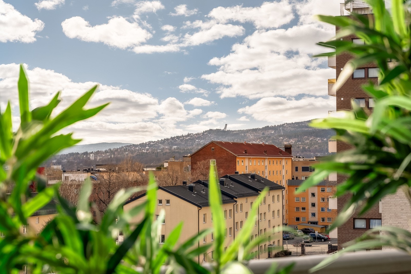 Den vidunderlige utsikten utover byen og mot Holmenkollen skal det godt gjøres å bli lei av Galleribilde