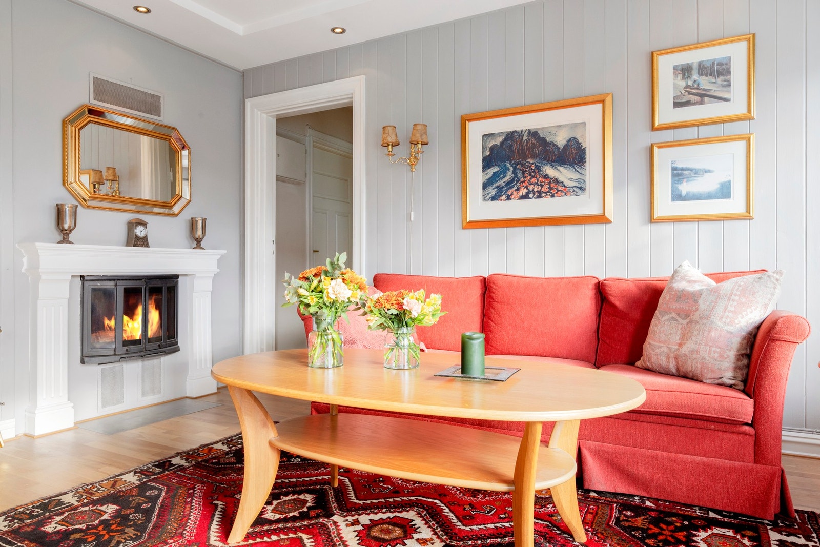 Flott stue med gode lysforhold. Galleribilde