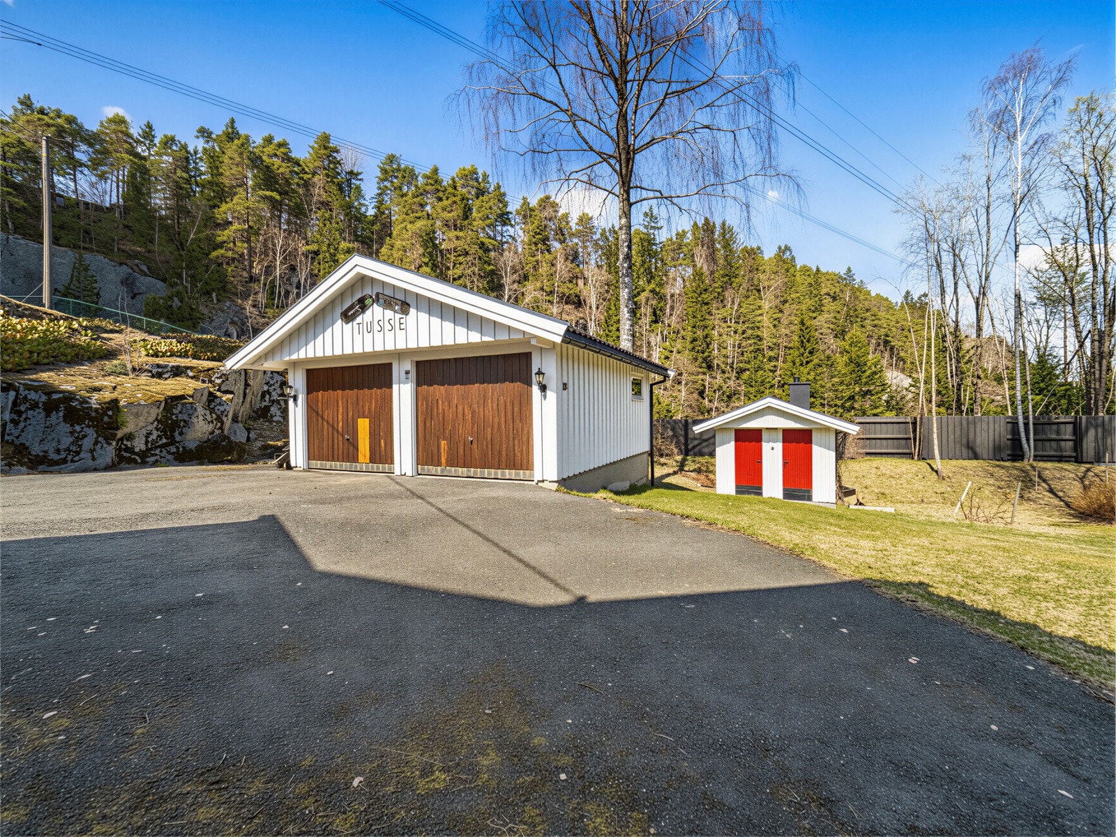 Boden er på ca. 9 kvm og har to bodrom. Galleribilde