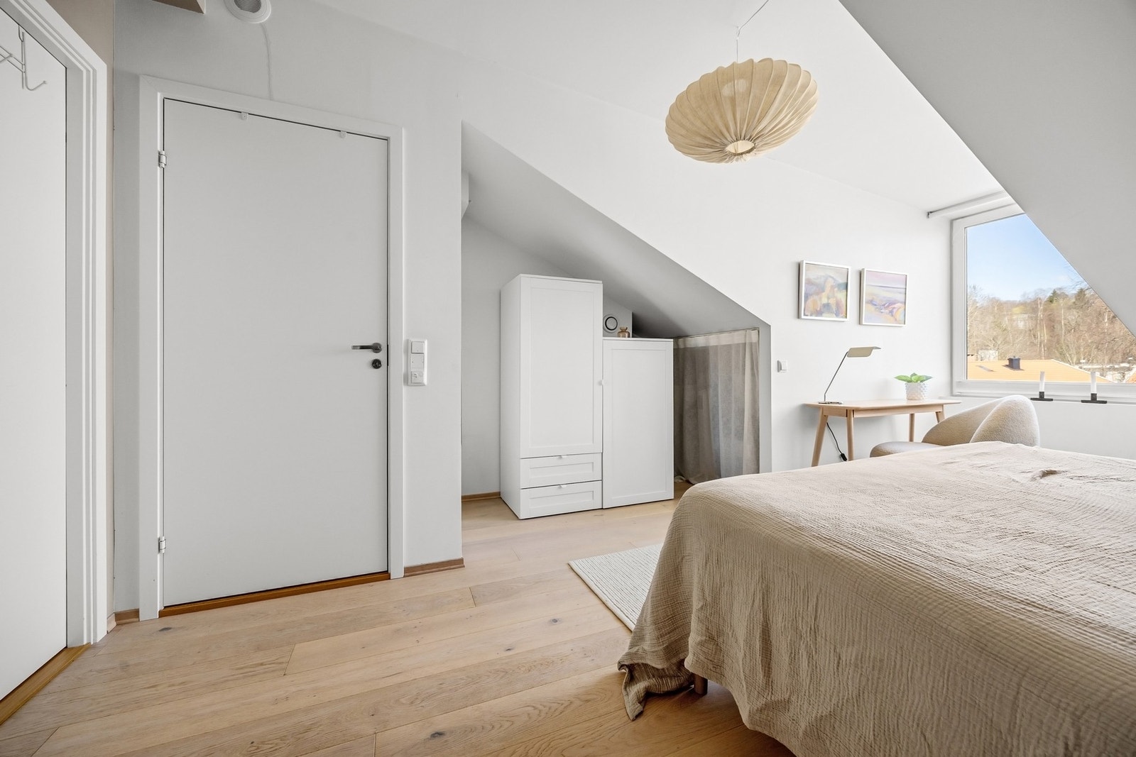 Gode oppbevarings muligheter. Galleribilde