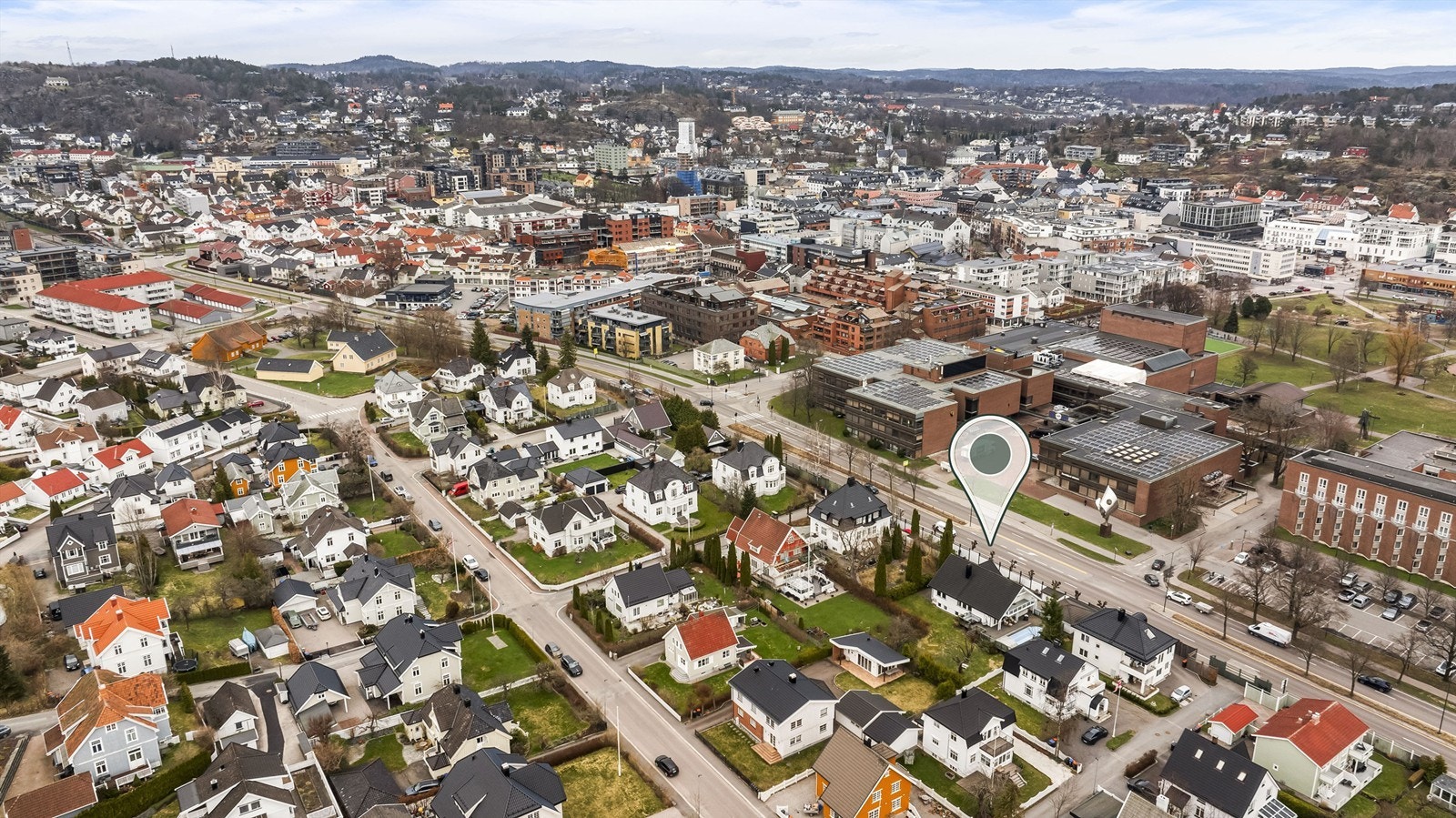 Fra Virikveien er det kort vei til alt av servicetilbud, kultur og transport. Galleribilde