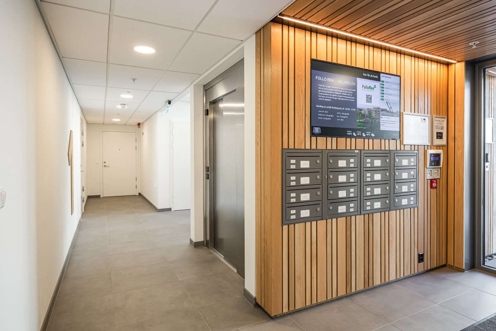 Egen heis tilhørende boligblokken Galleribilde