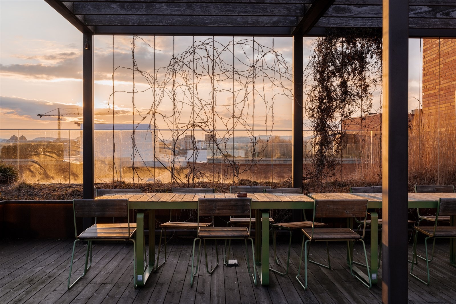 Adkomst til felles takterrasse via heis i bygget. Galleribilde