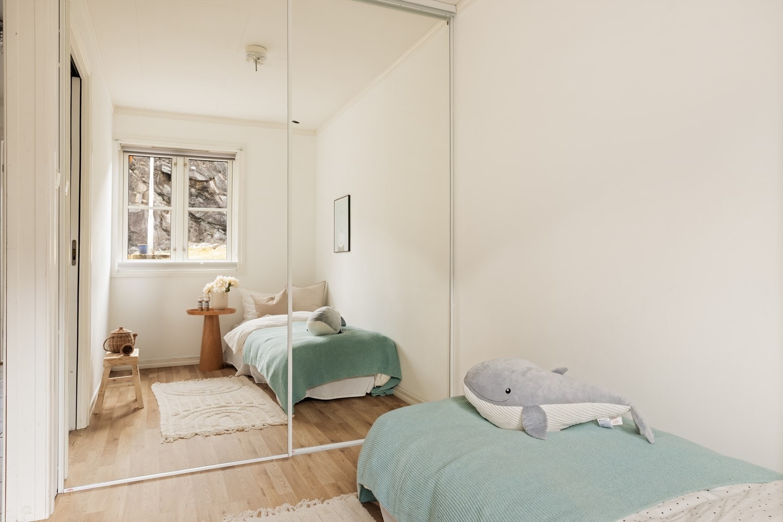 De måler 12.7 m², 10.4 m² og 6.8 m². Galleribilde