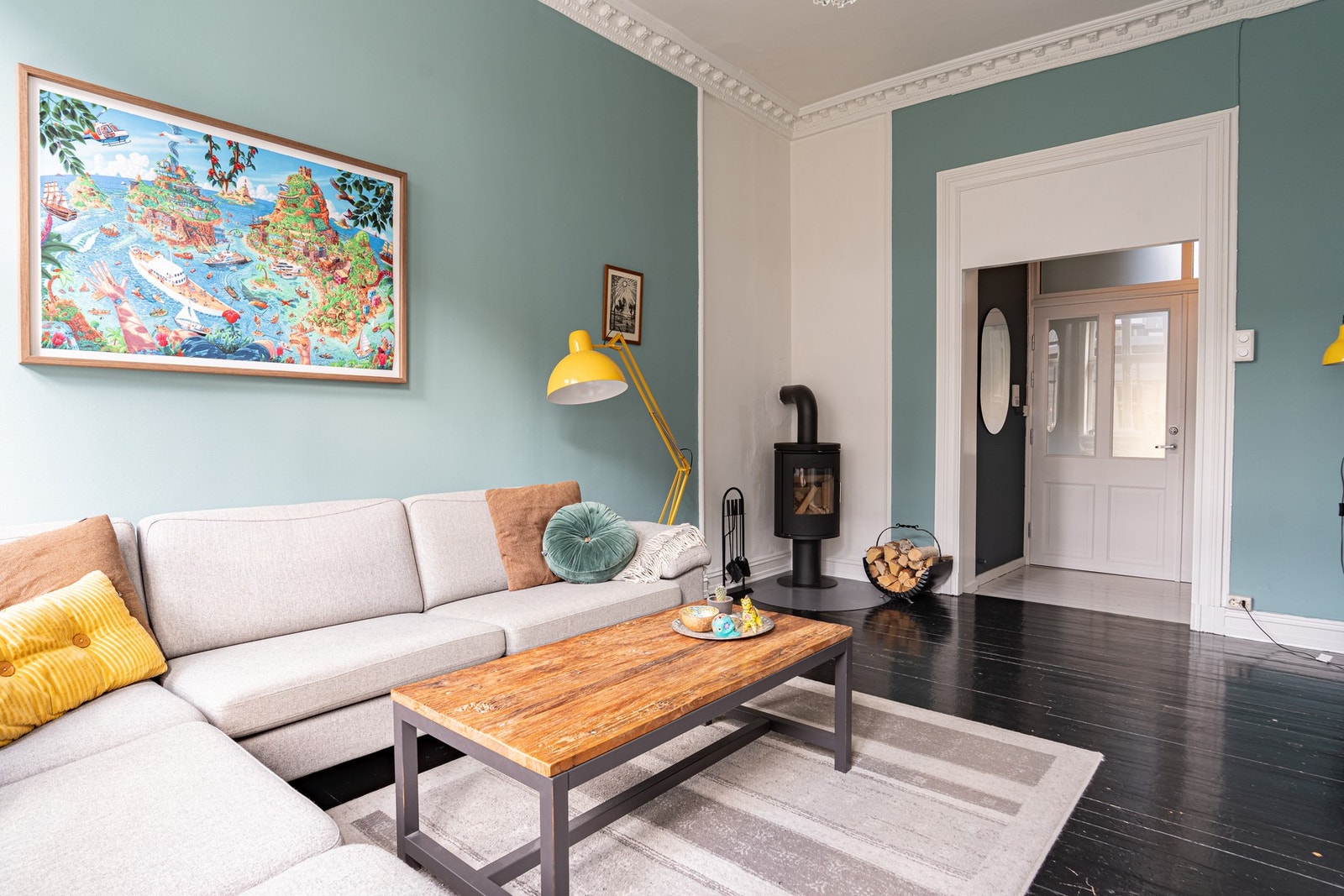 Vinduer slipper inn rikelig med lys fra flere kanter. Galleribilde